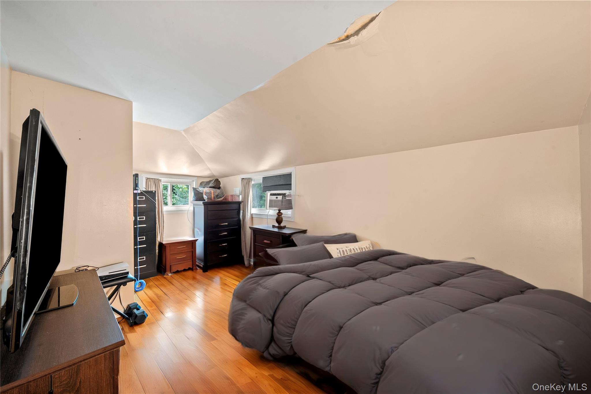 604 Dartmouth Street, Westbury, NY 11590