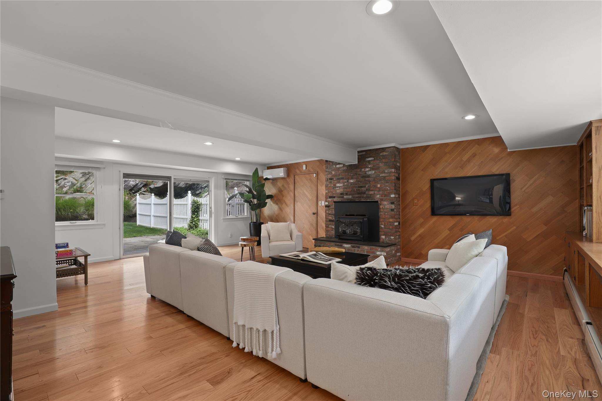 18 Fox Ridge Road, Armonk, NY 10504