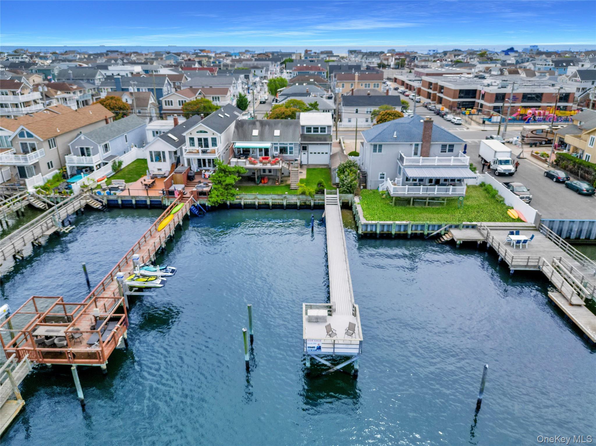 1007 W Park Avenue, Long Beach, NY 11561
