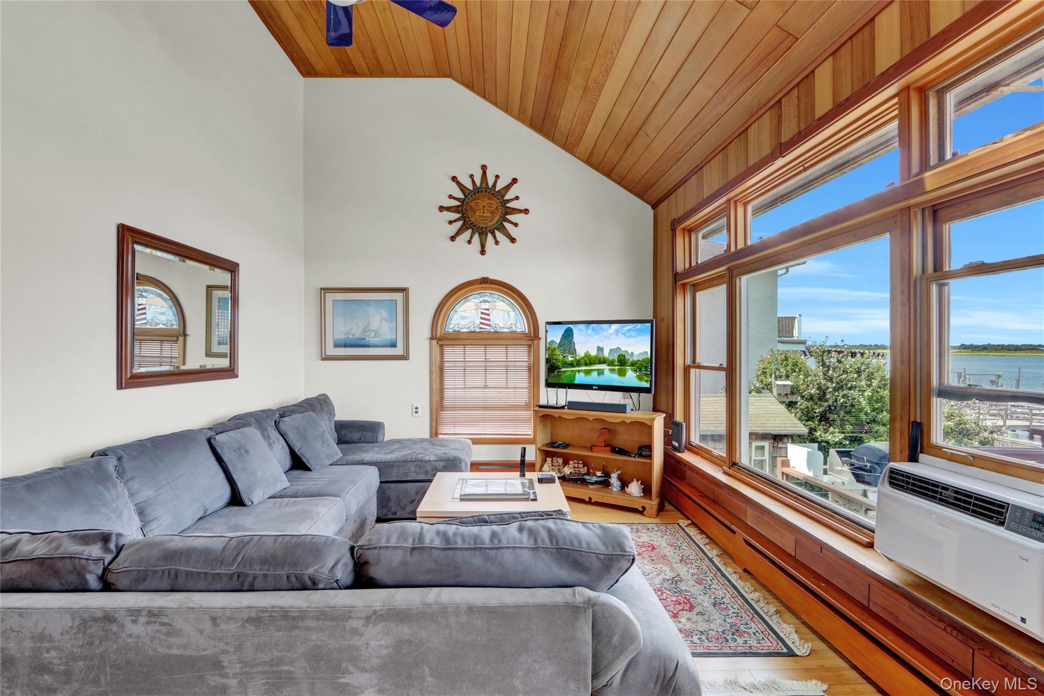 1007 W Park Avenue, Long Beach, NY 11561