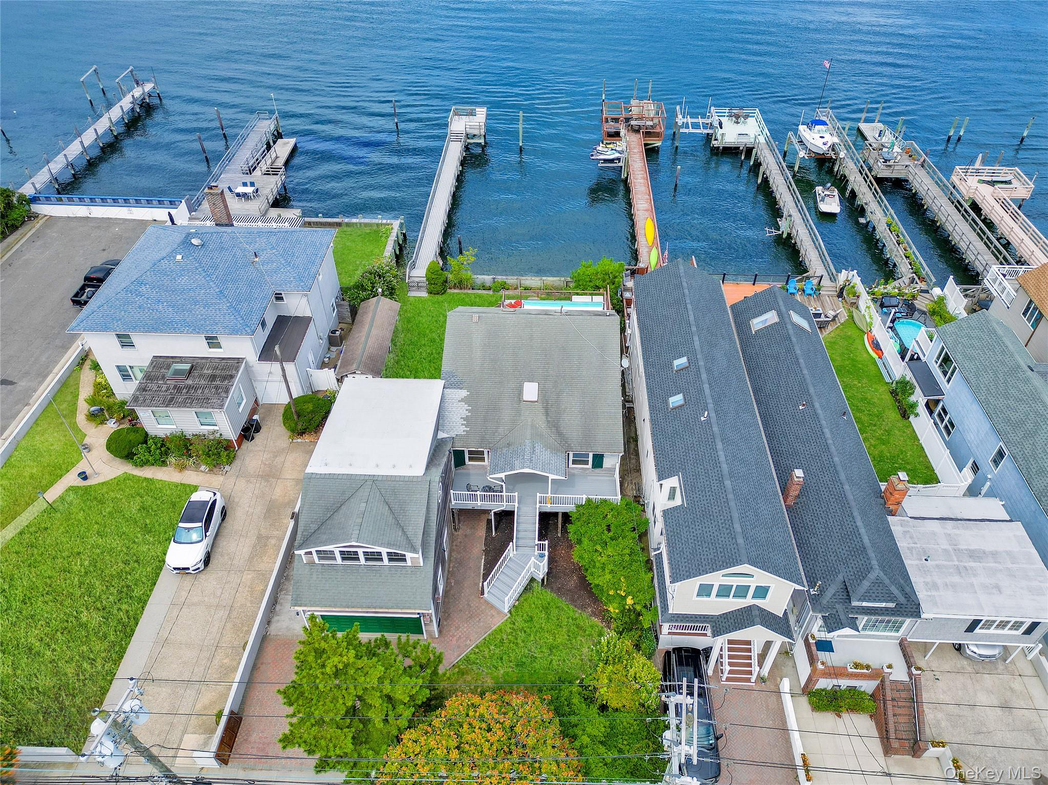 1007 W Park Avenue, Long Beach, NY 11561