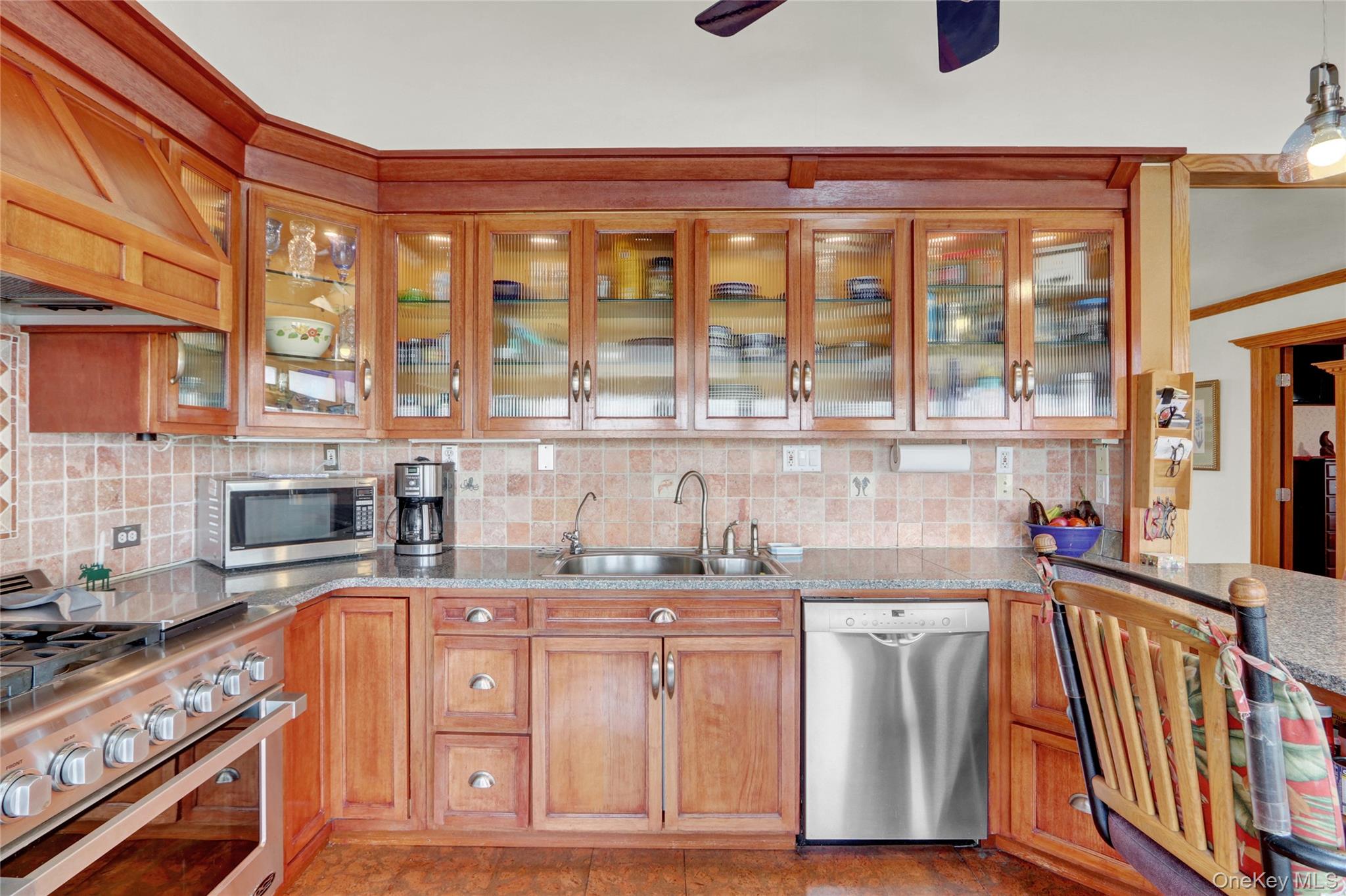 1007 W Park Avenue, Long Beach, NY 11561