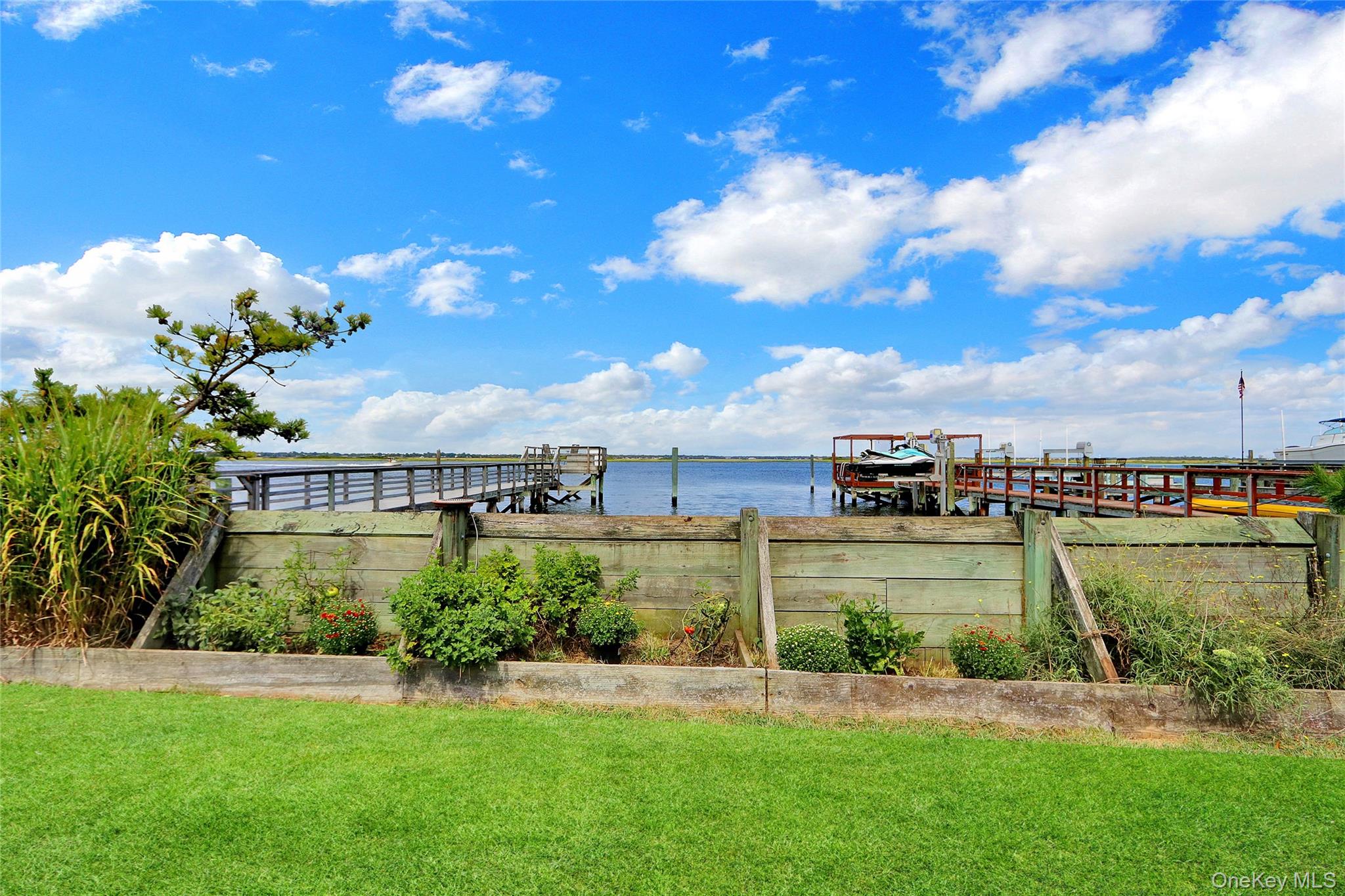 1007 W Park Avenue, Long Beach, NY 11561