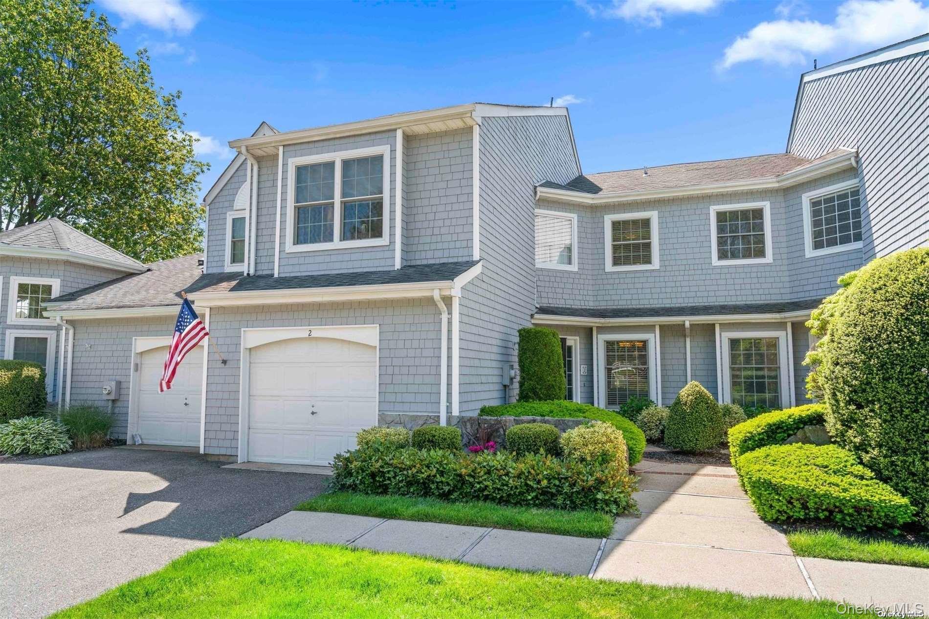2 Lakebridge Drive S # 2, Kings Park, NY 11754