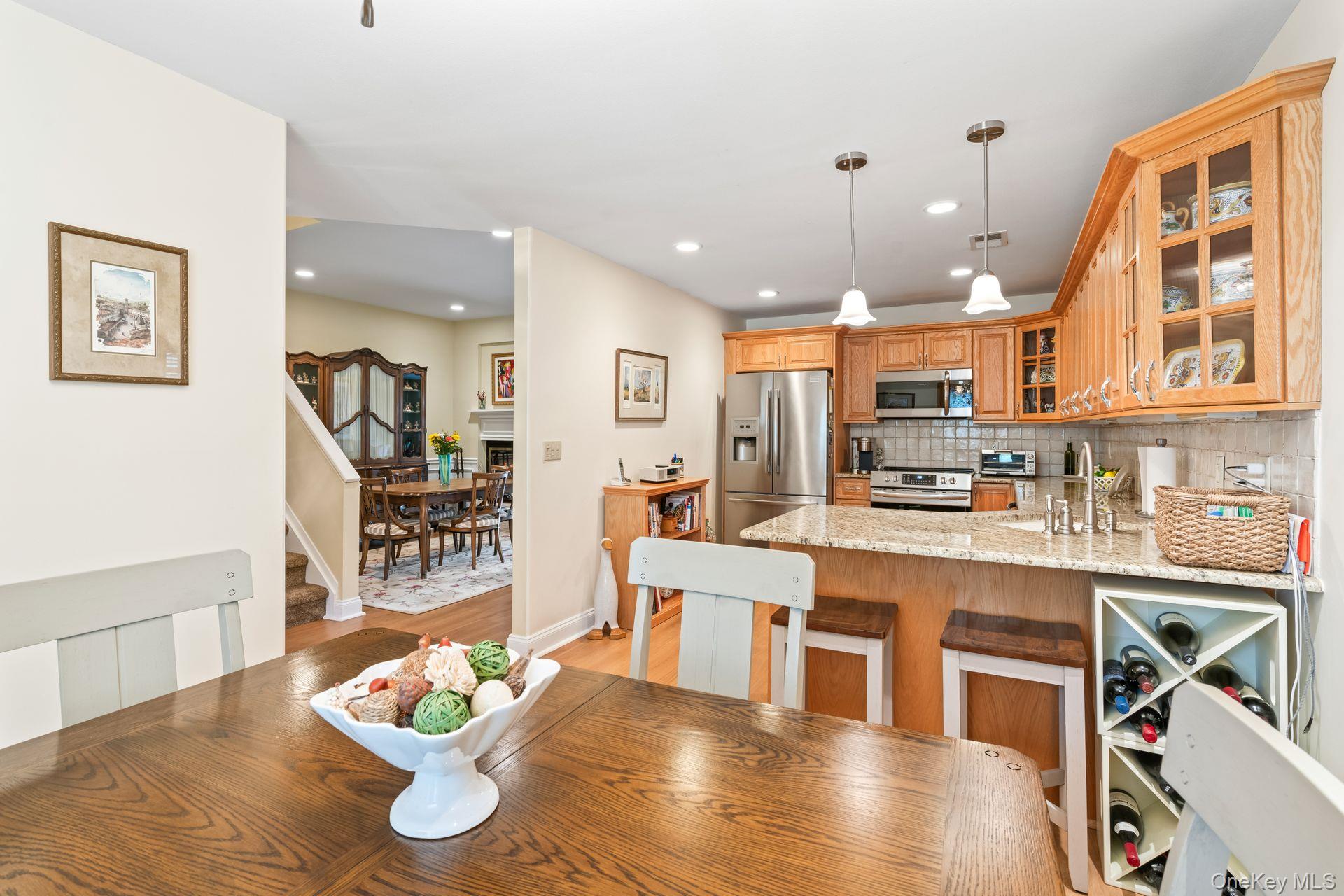 2 Lakebridge Drive S # 2, Kings Park, NY 11754