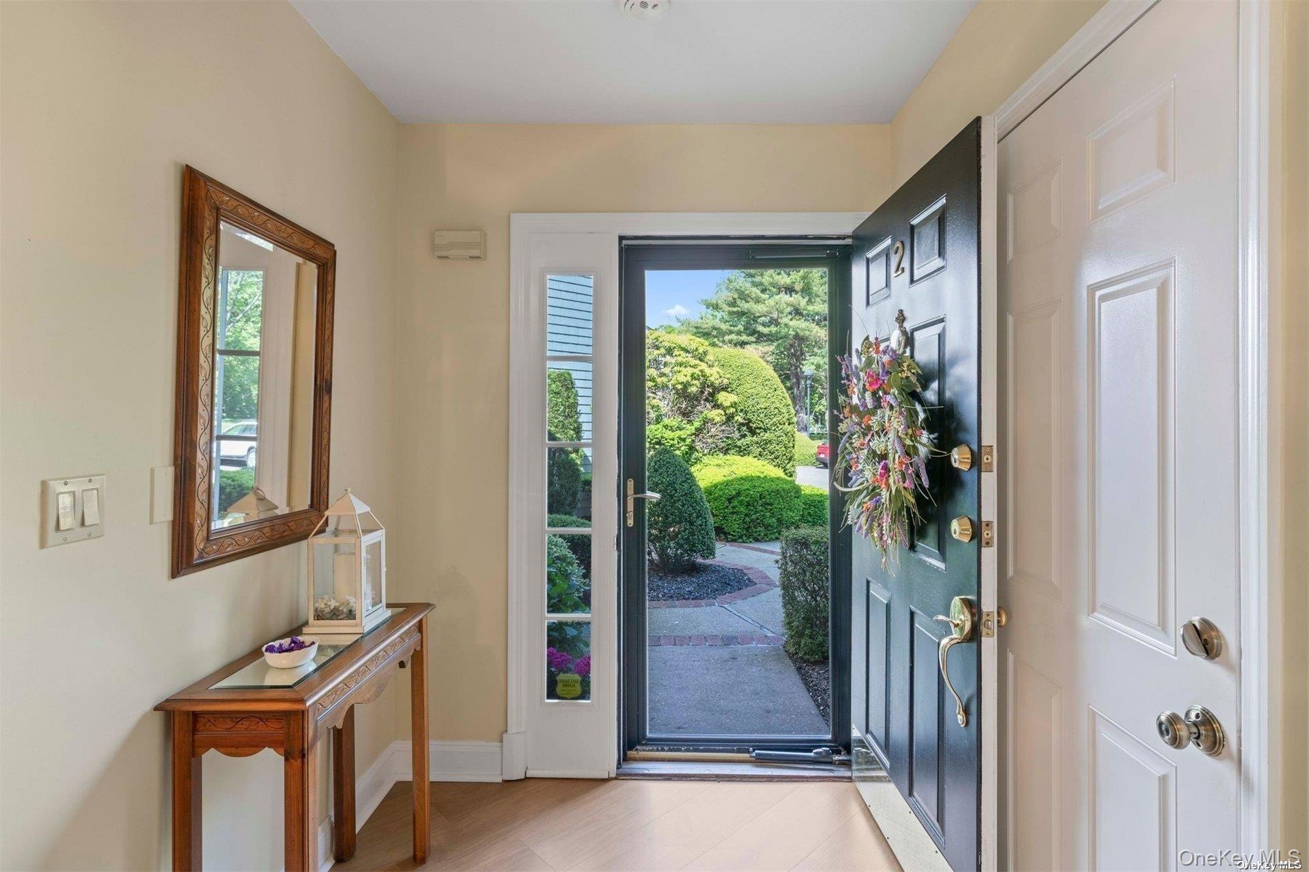 2 Lakebridge Drive S # 2, Kings Park, NY 11754