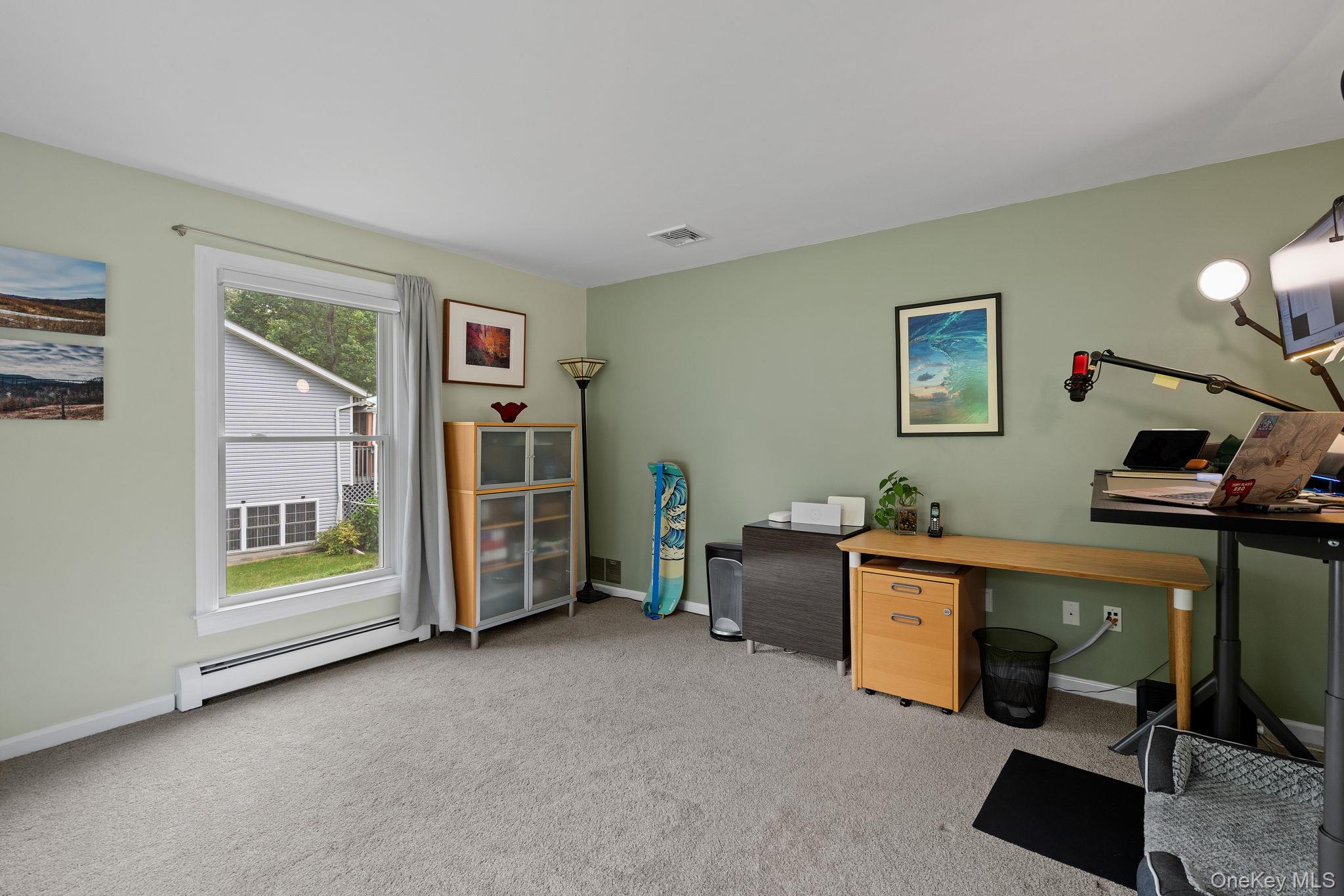 323 Sycamore Drive, New Windsor, NY 12553