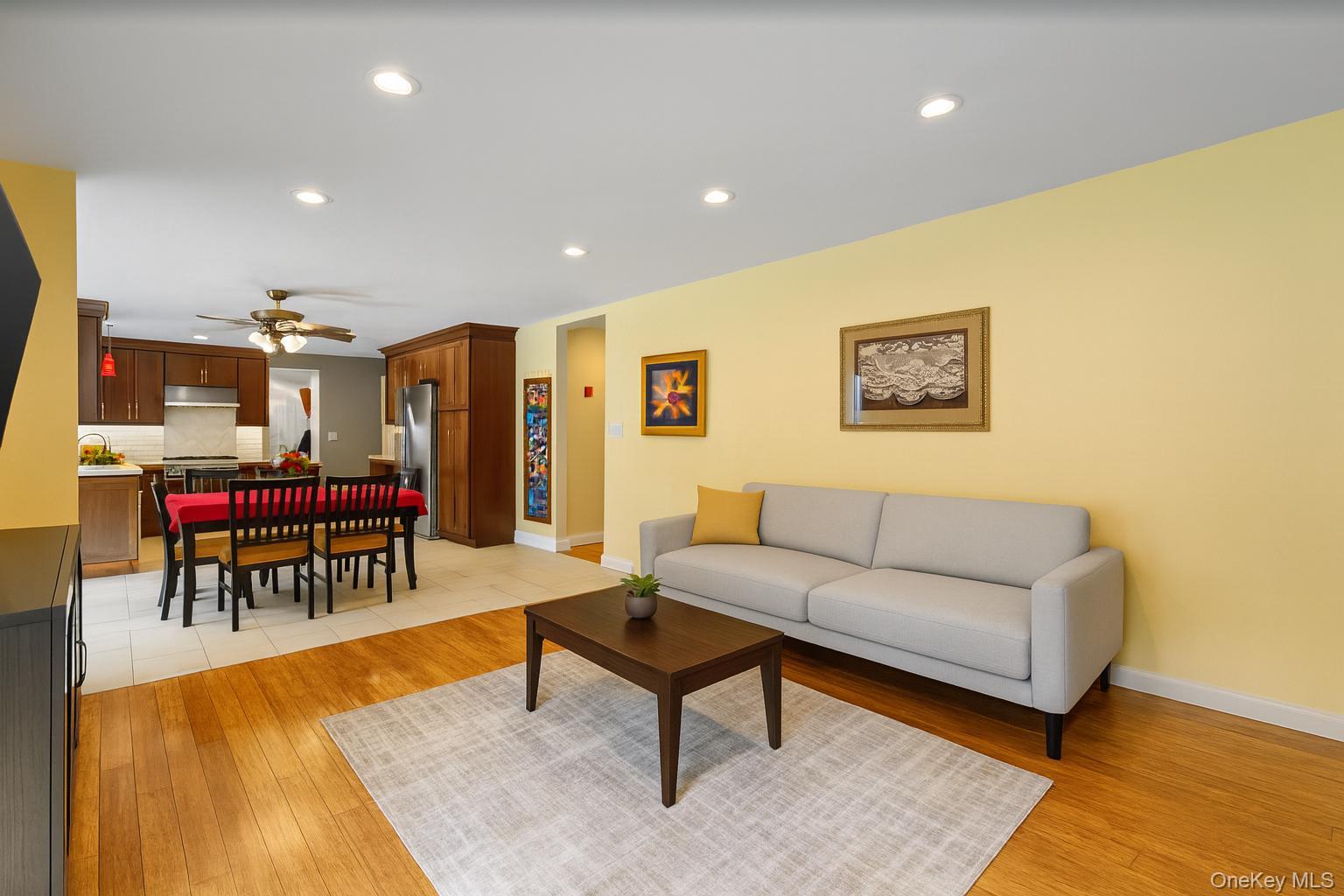 323 Sycamore Drive, New Windsor, NY 12553