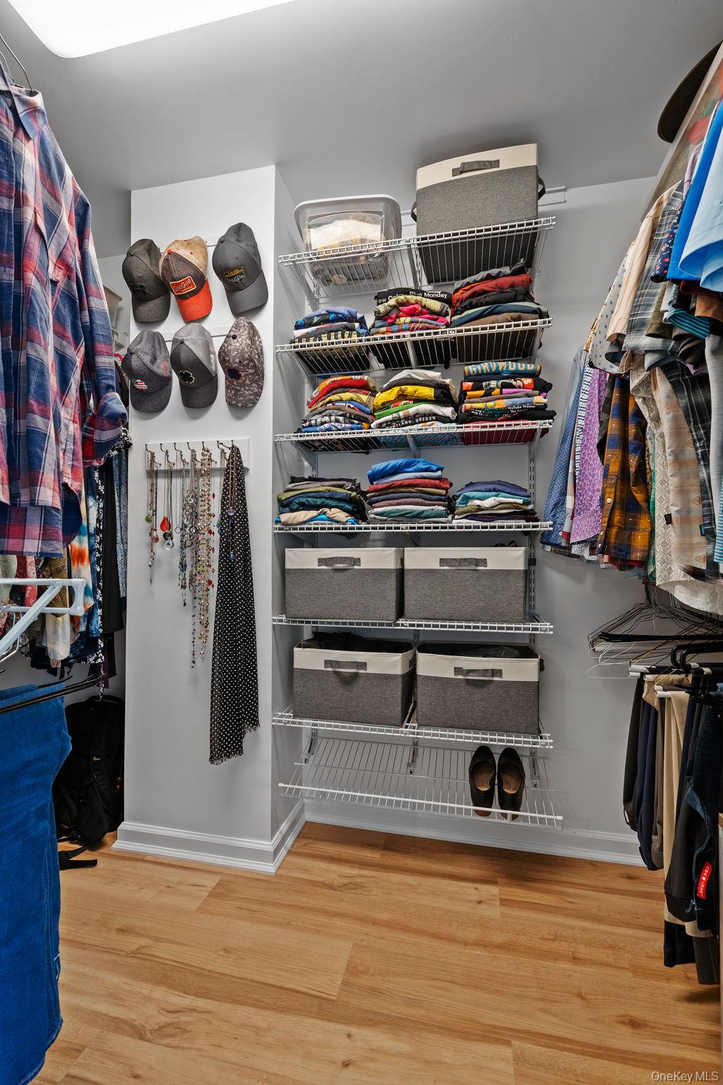 323 Sycamore Drive, New Windsor, NY 12553