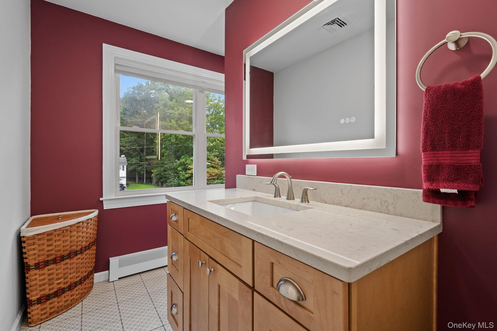 323 Sycamore Drive, New Windsor, NY 12553