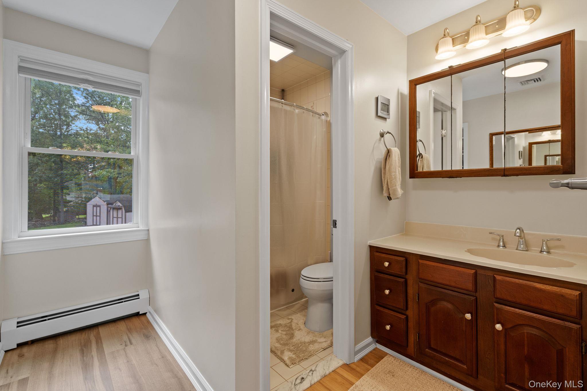 323 Sycamore Drive, New Windsor, NY 12553