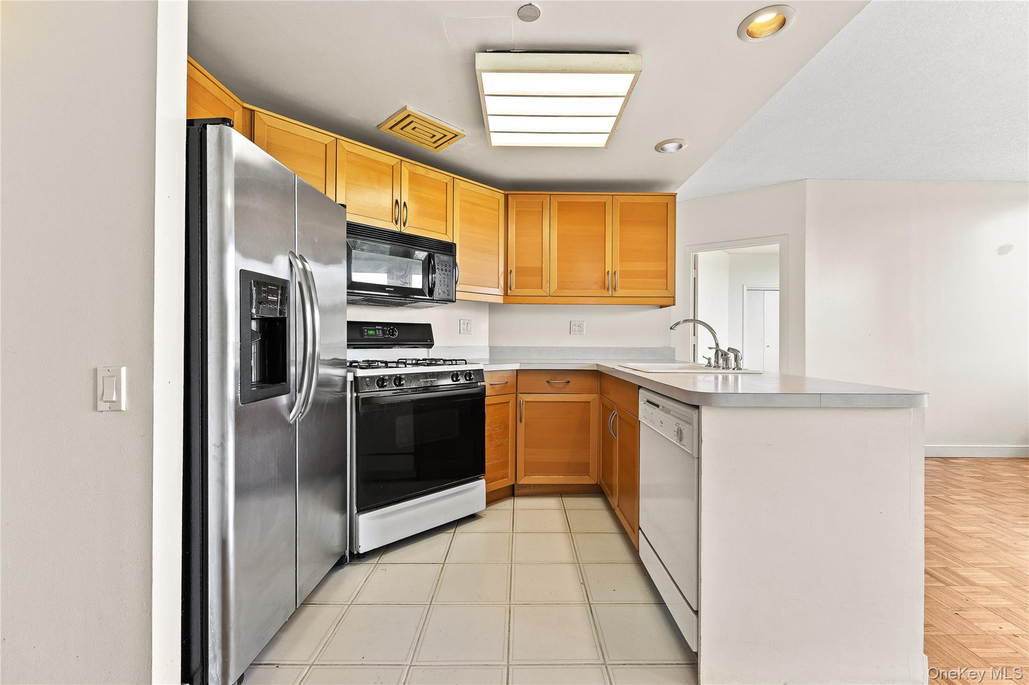 50 E Hartsdale Avenue # 3G, Hartsdale, NY 10530