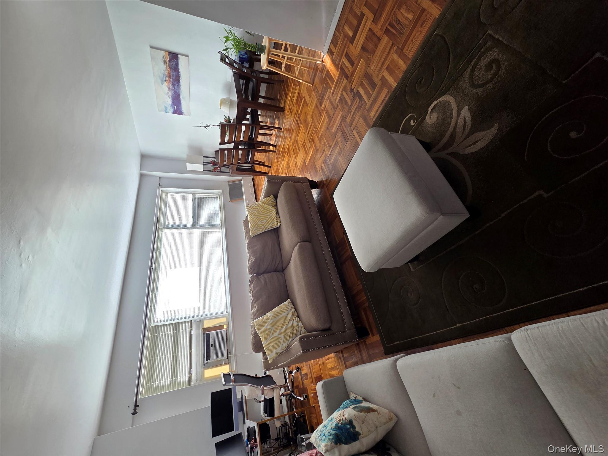 7 NW fordham hill Oval NW # 12F, Bronx, NY 10468