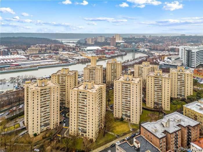 7 NW fordham hill Oval NW # 12F, Bronx, NY 10468