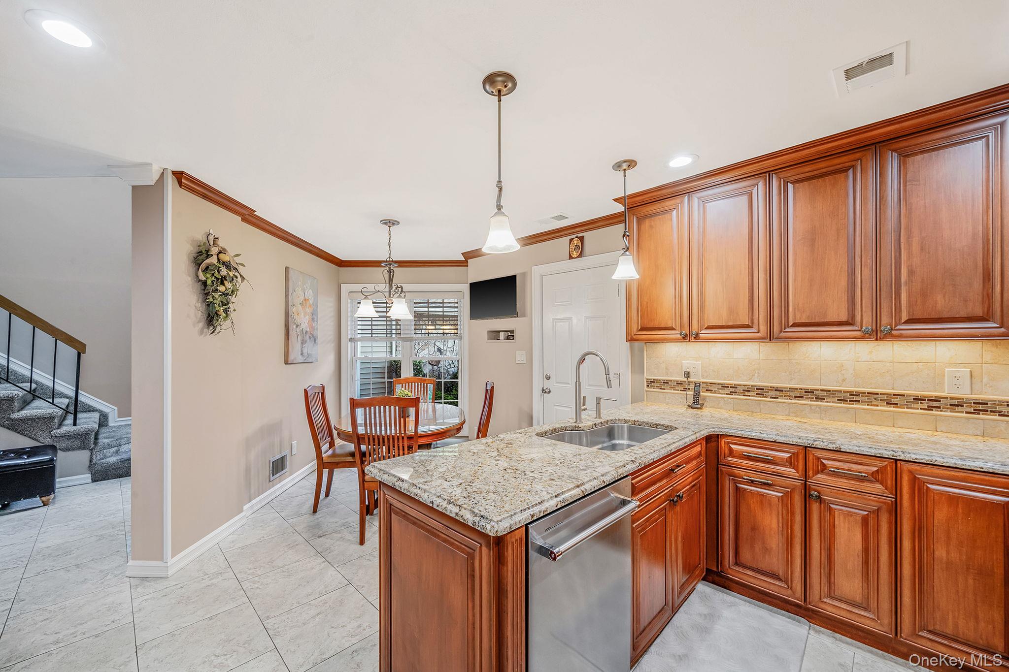 185 Colony Drive N, Holbrook, NY 11741