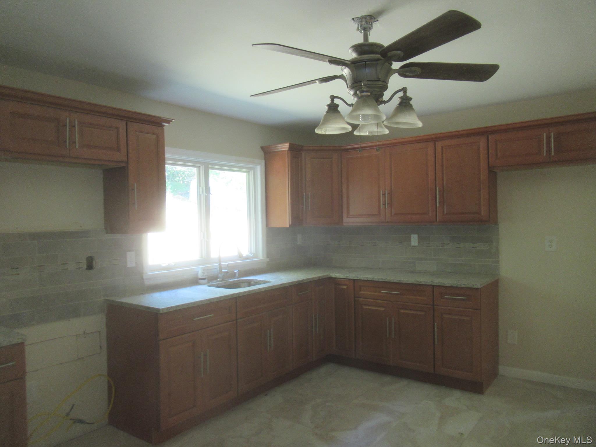 33 Meadow Avenue, Chester, NY 10918