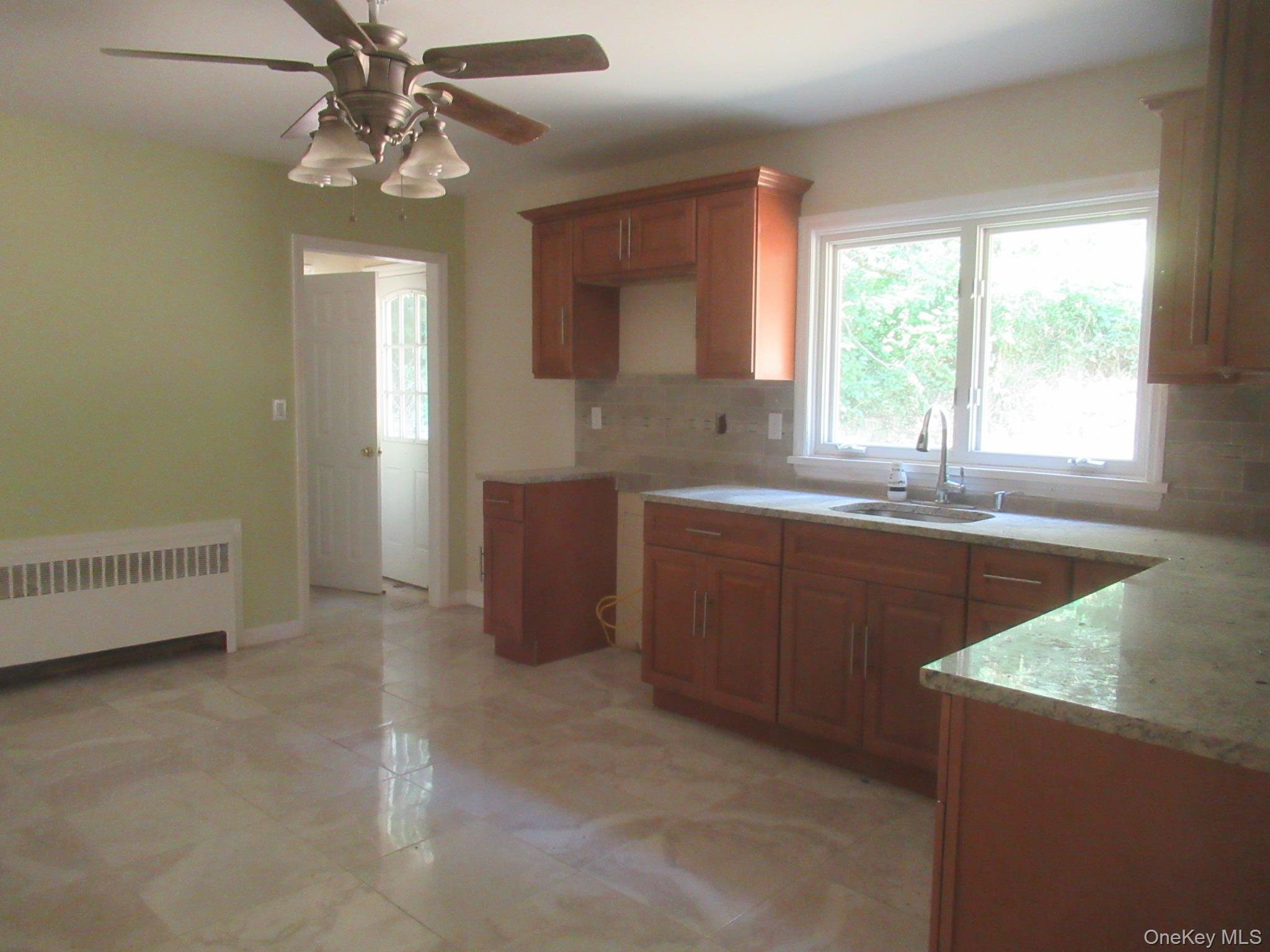 33 Meadow Avenue, Chester, NY 10918