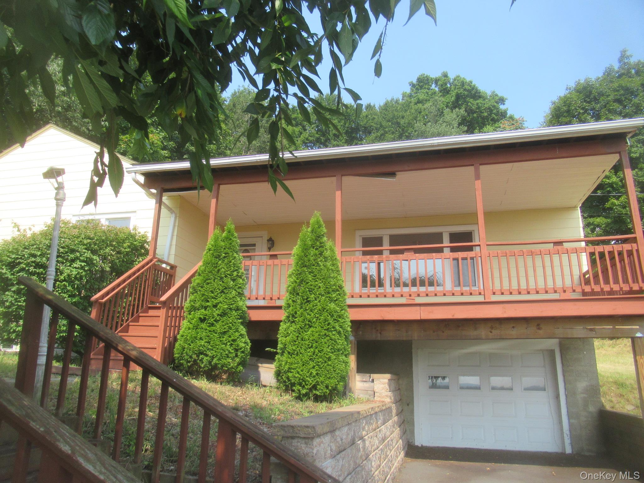 33 Meadow Avenue, Chester, NY 10918