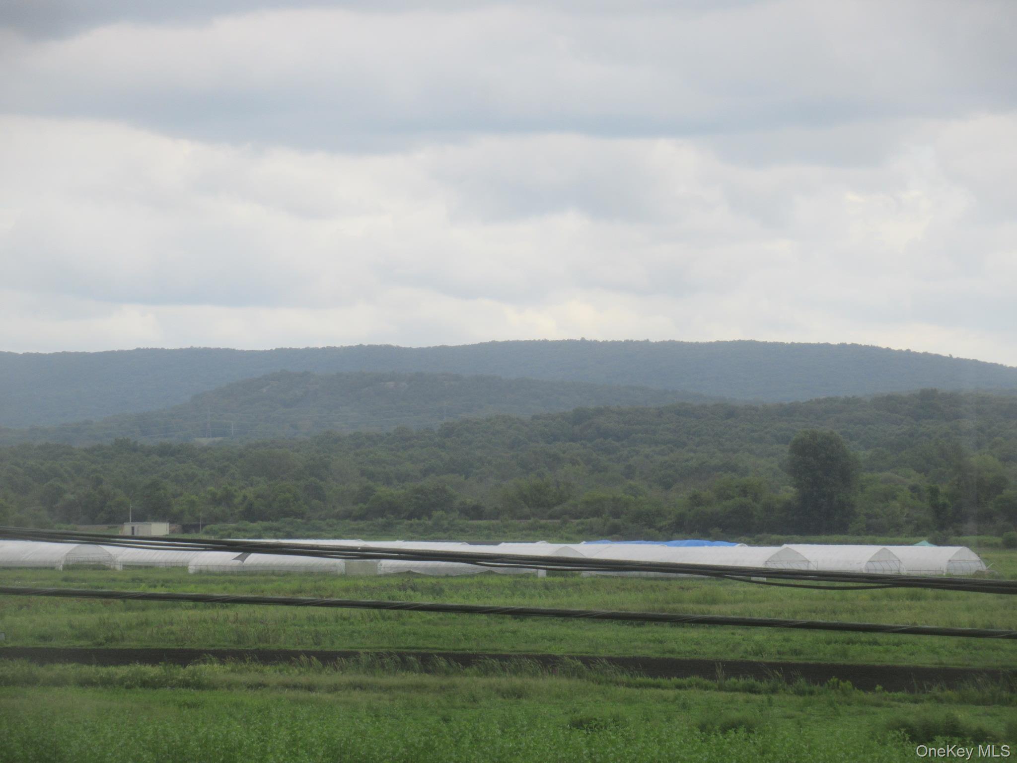 33 Meadow Avenue, Chester, NY 10918