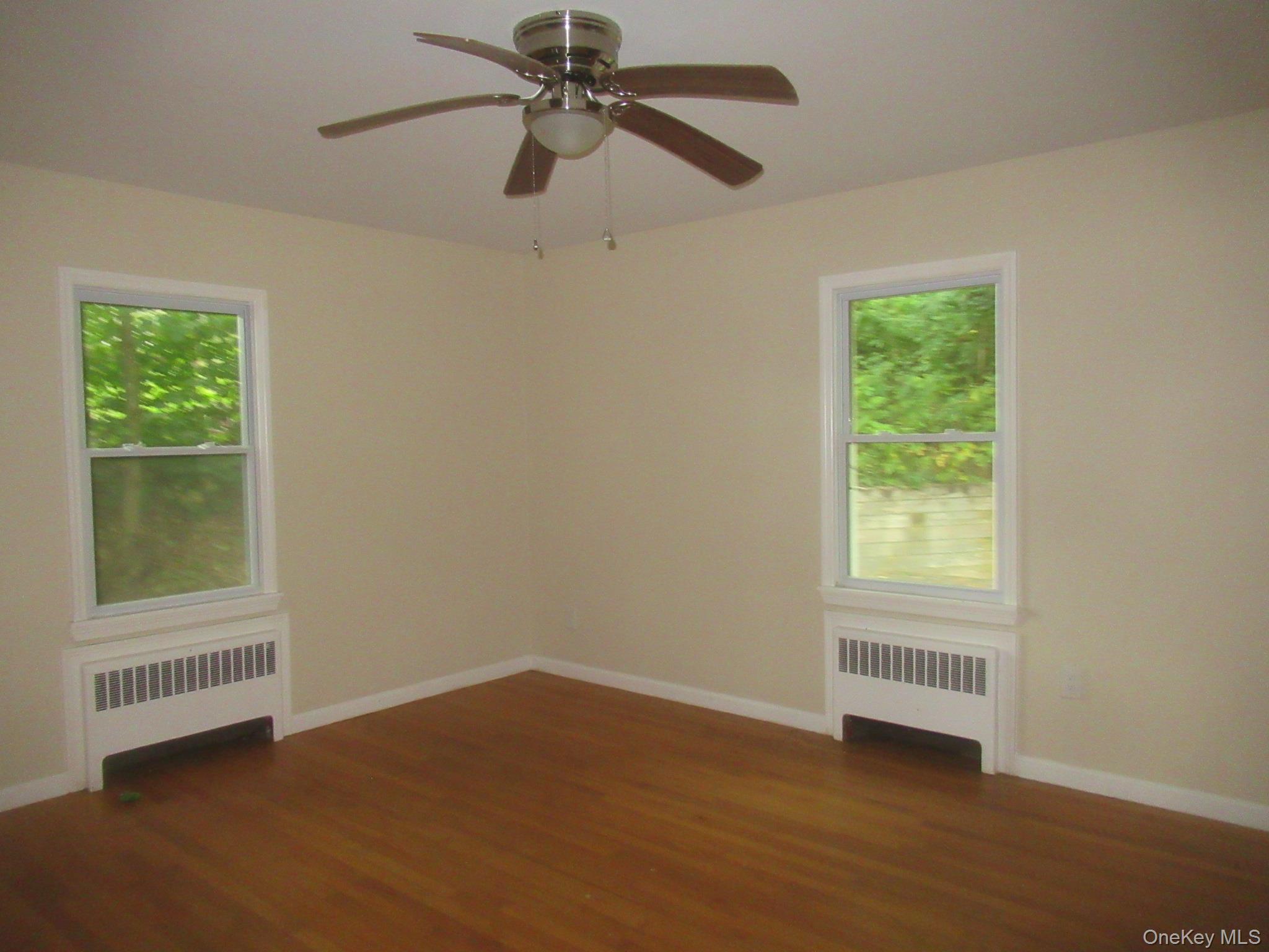 33 Meadow Avenue, Chester, NY 10918