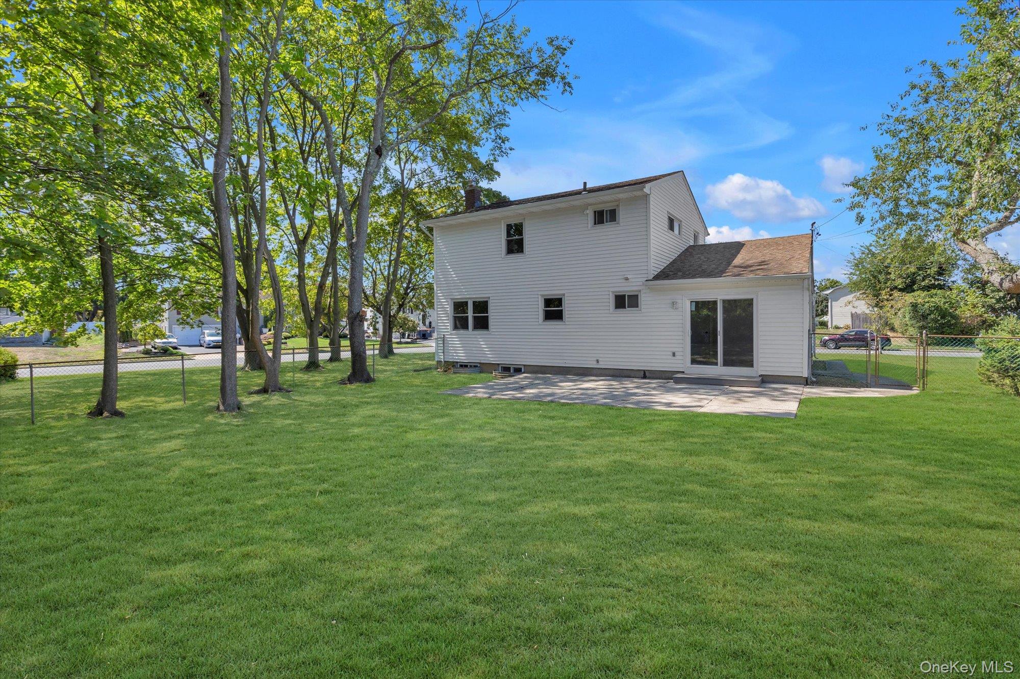 1 Spencer Way, Kings Park, NY 11754