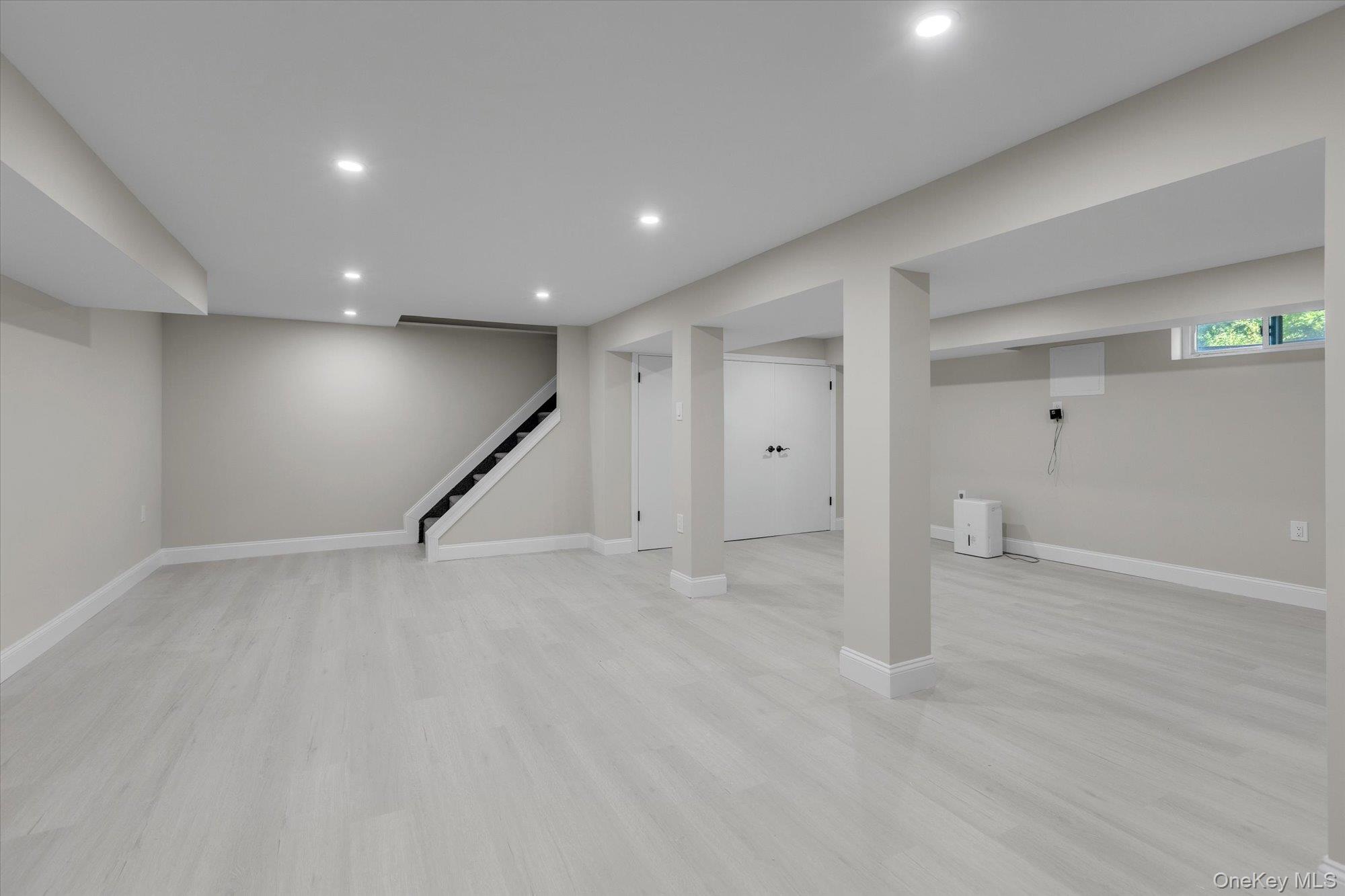 1 Spencer Way, Kings Park, NY 11754