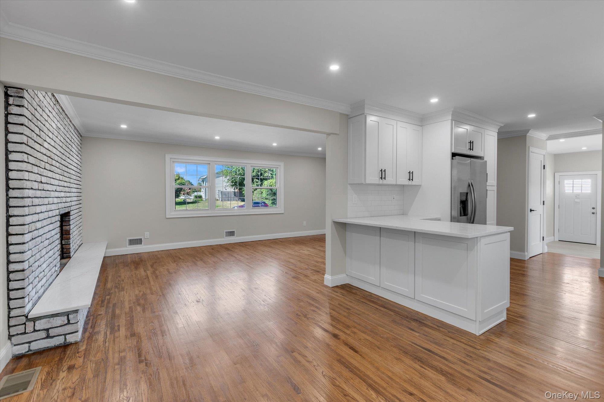 1 Spencer Way, Kings Park, NY 11754