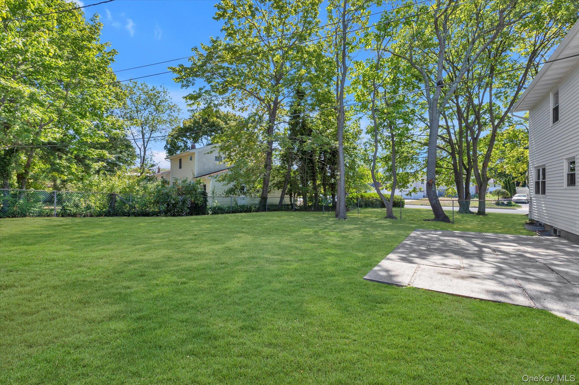 1 Spencer Way, Kings Park, NY 11754