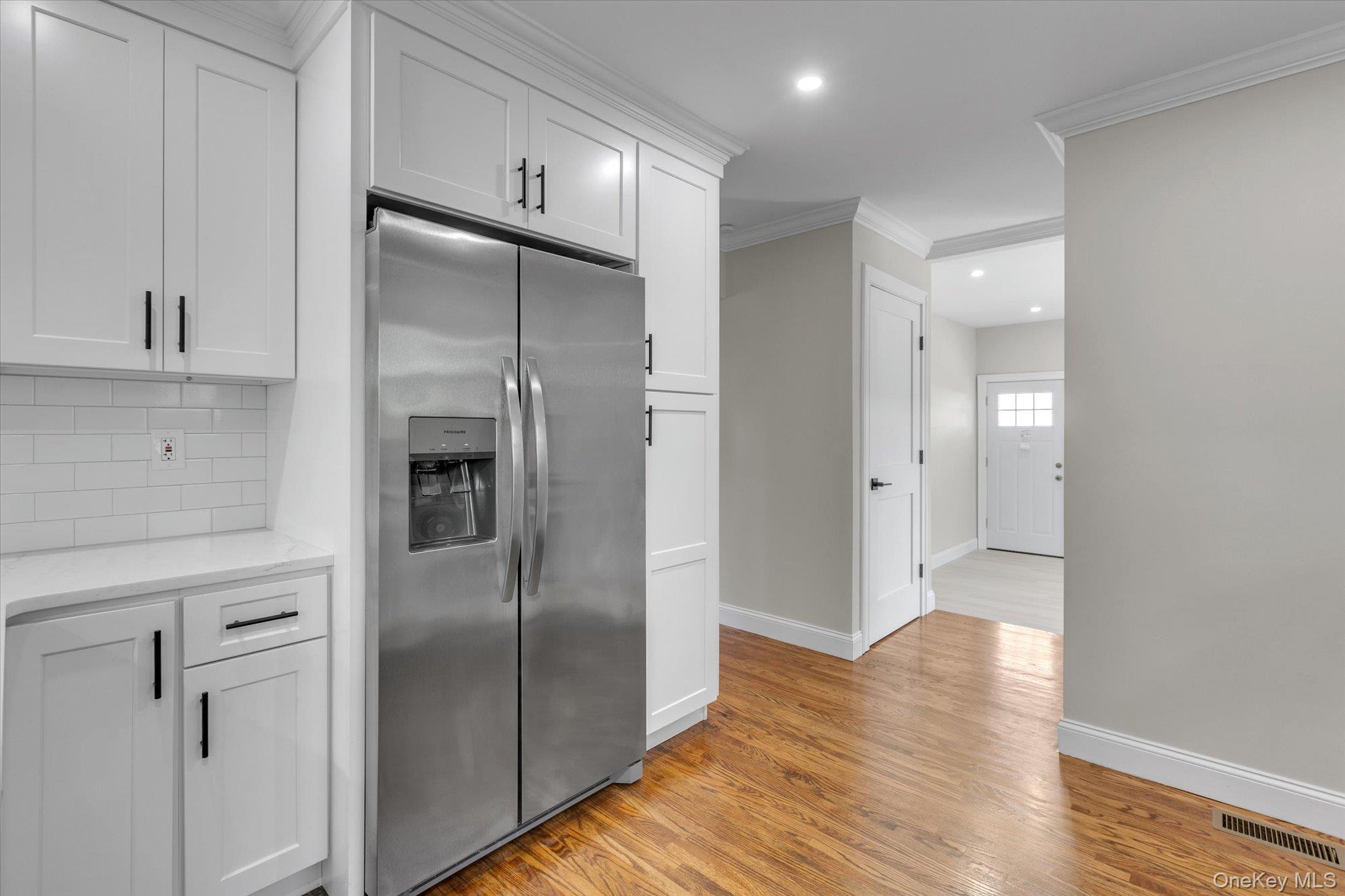 1 Spencer Way, Kings Park, NY 11754