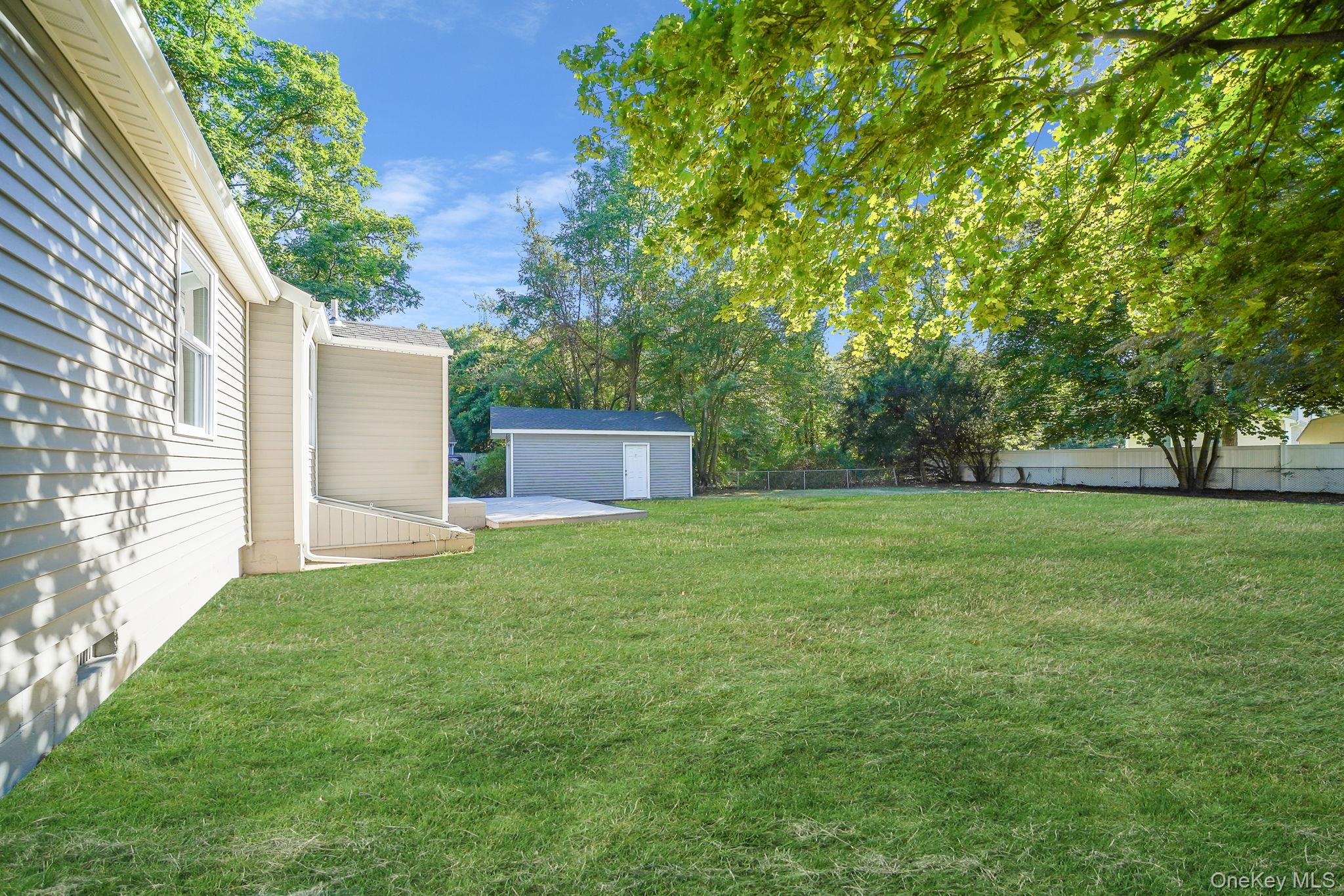 2 Myrtle Lane, Coram, NY 11727