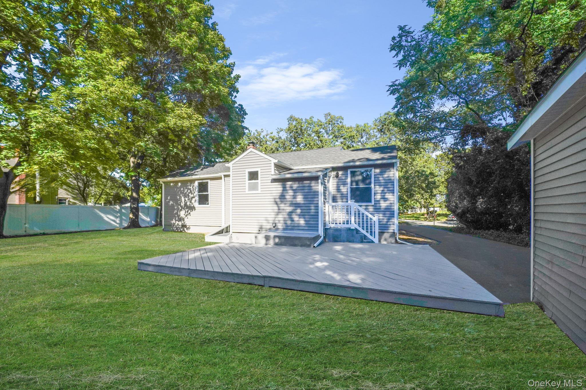 2 Myrtle Lane, Coram, NY 11727