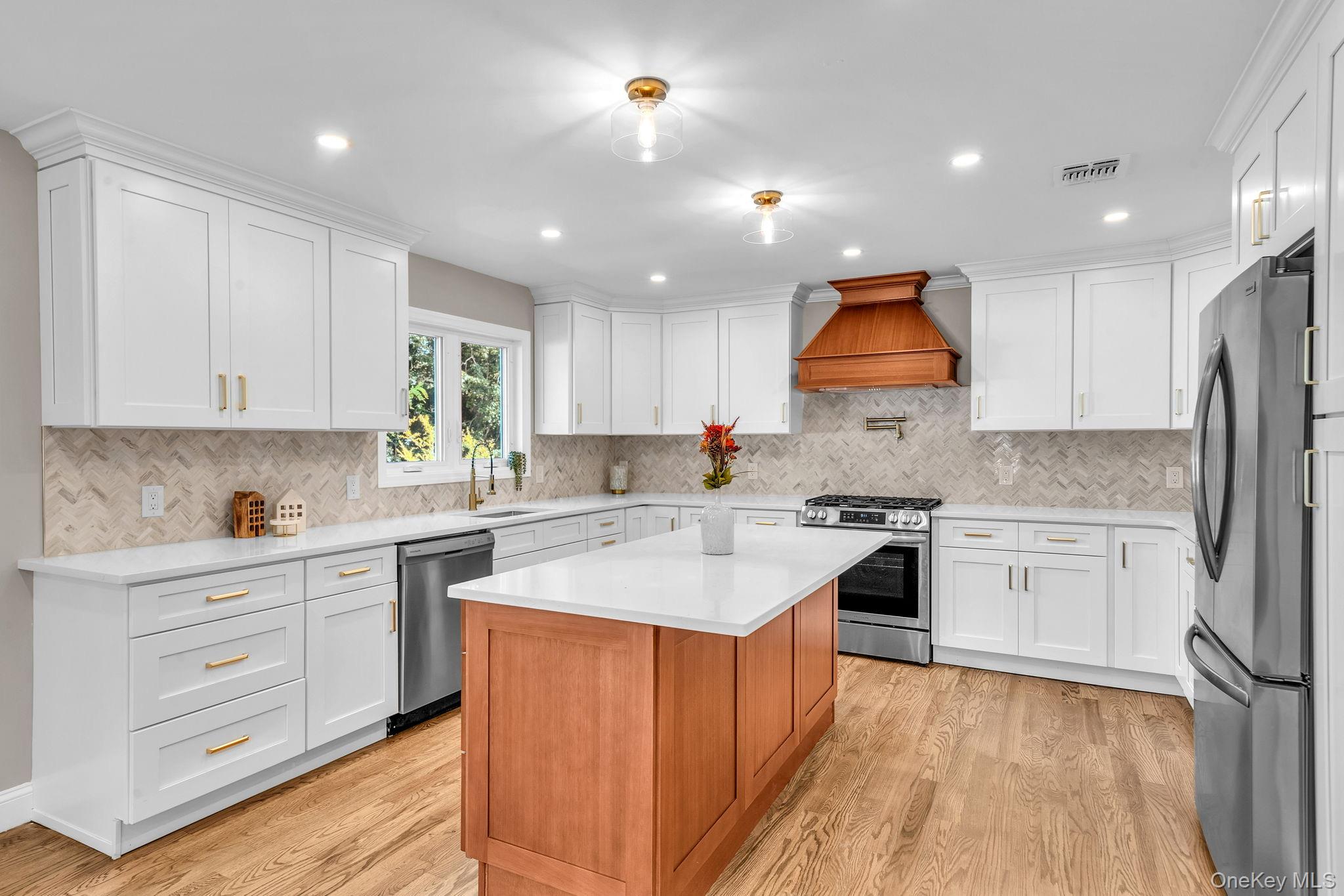 19 Marianna Place, East Islip, NY 11730