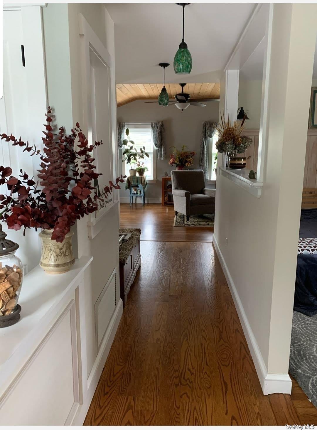 188 W Main Street, Oyster Bay, NY 11771