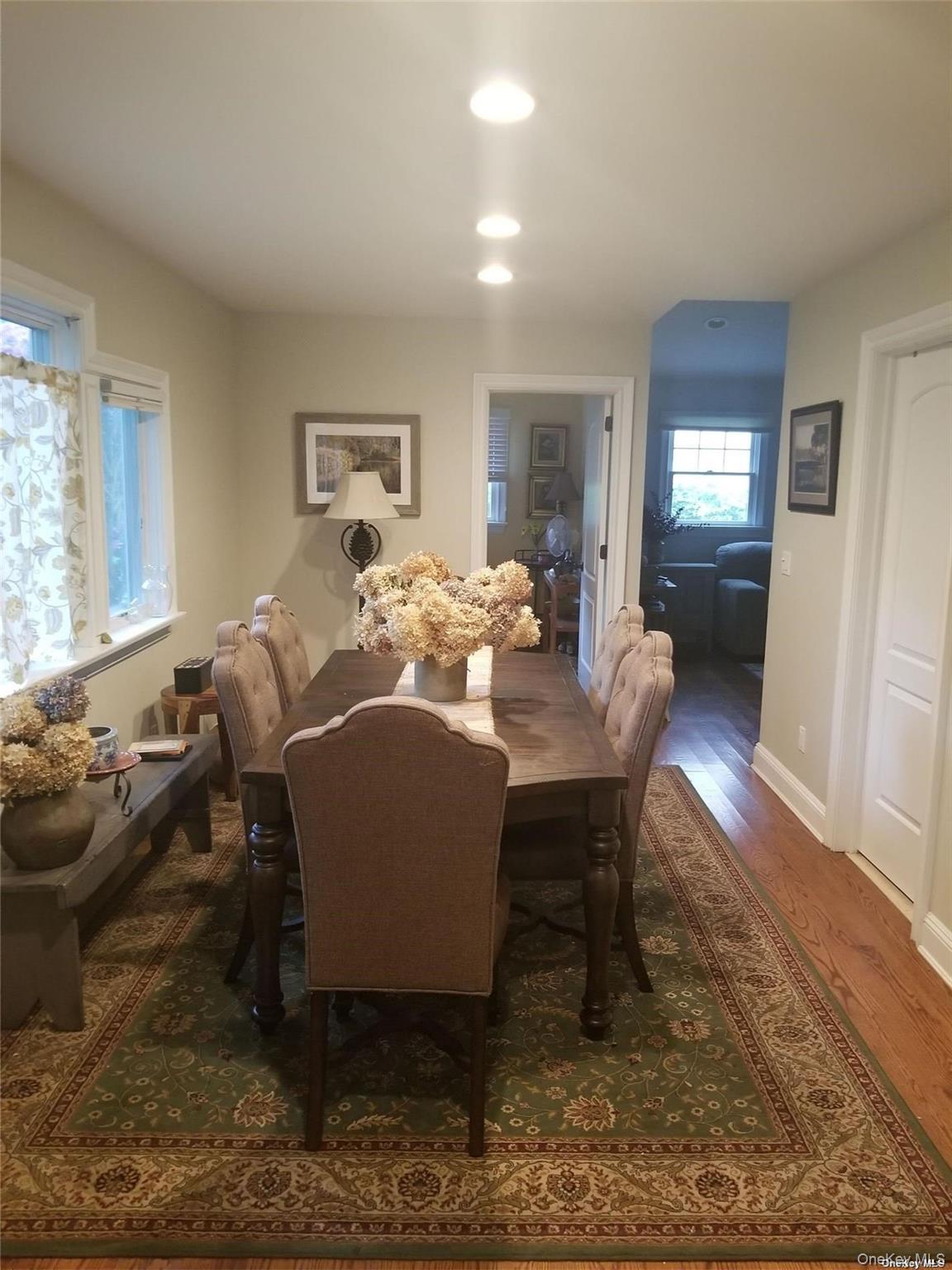 188 W Main Street, Oyster Bay, NY 11771