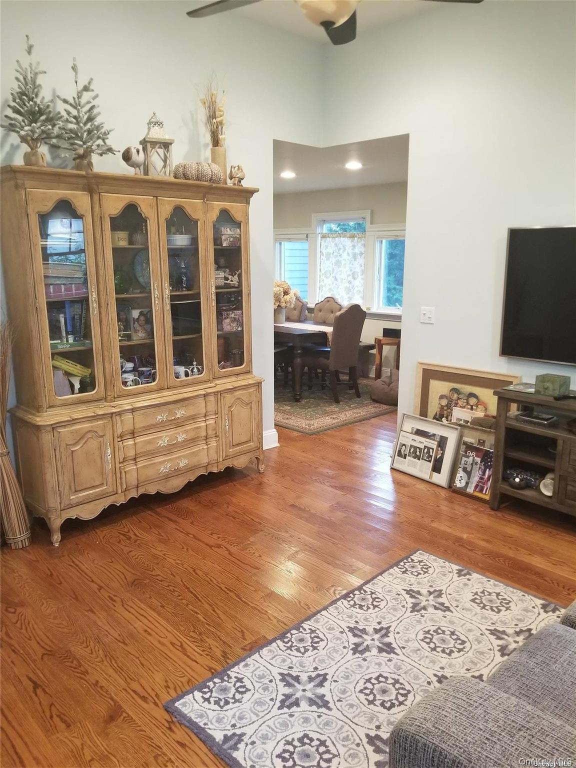 188 W Main Street, Oyster Bay, NY 11771