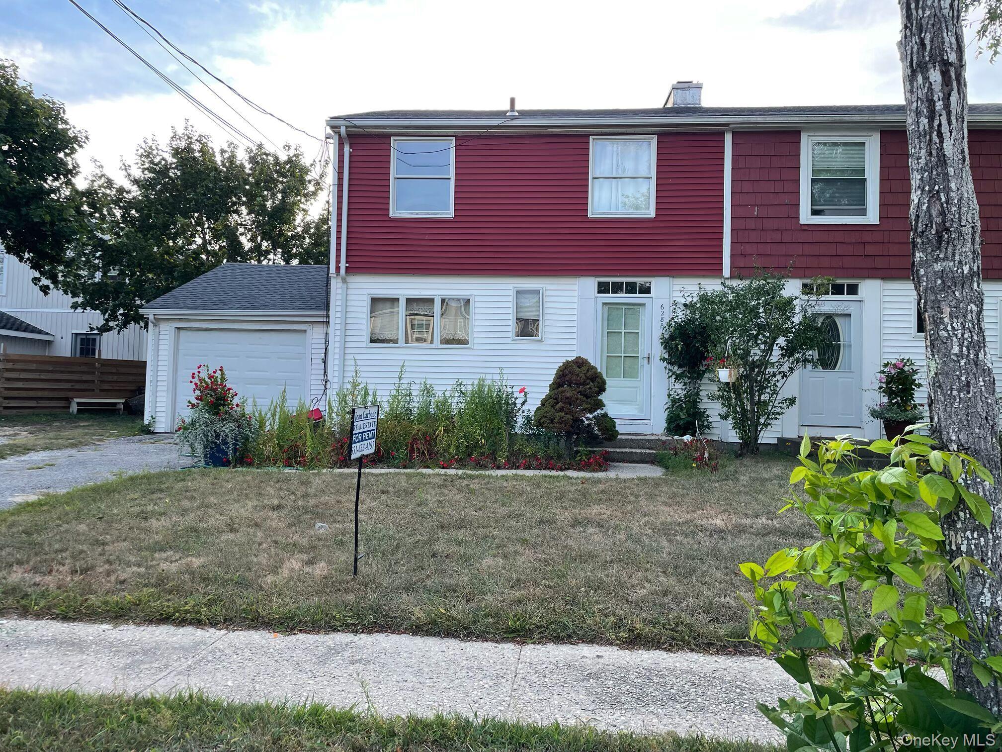 628 Edwards St Street # B, Westhampton Beach, NY 11978