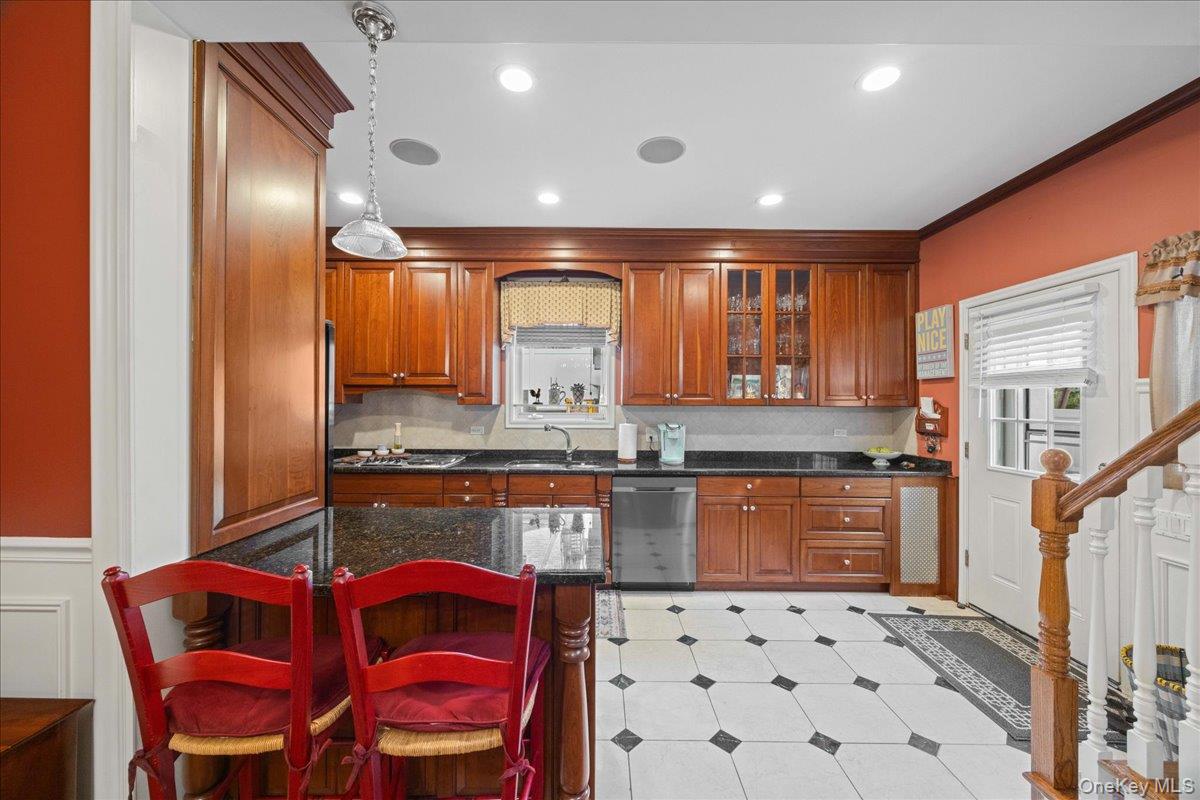 53 Rich Avenue, Mount Vernon, NY 10550