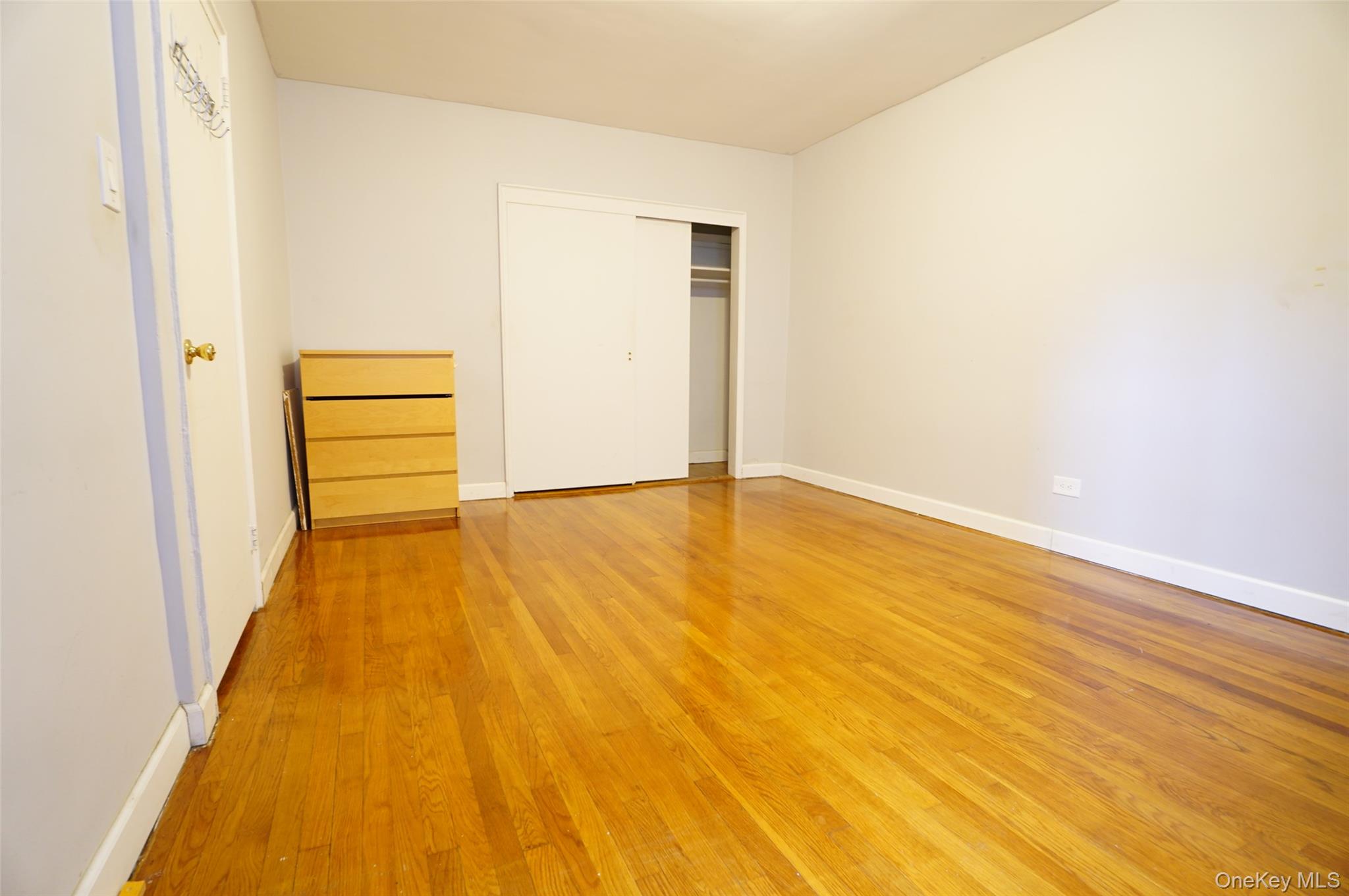 63-45 Saunders Street # 3G, Rego Park, NY 11374