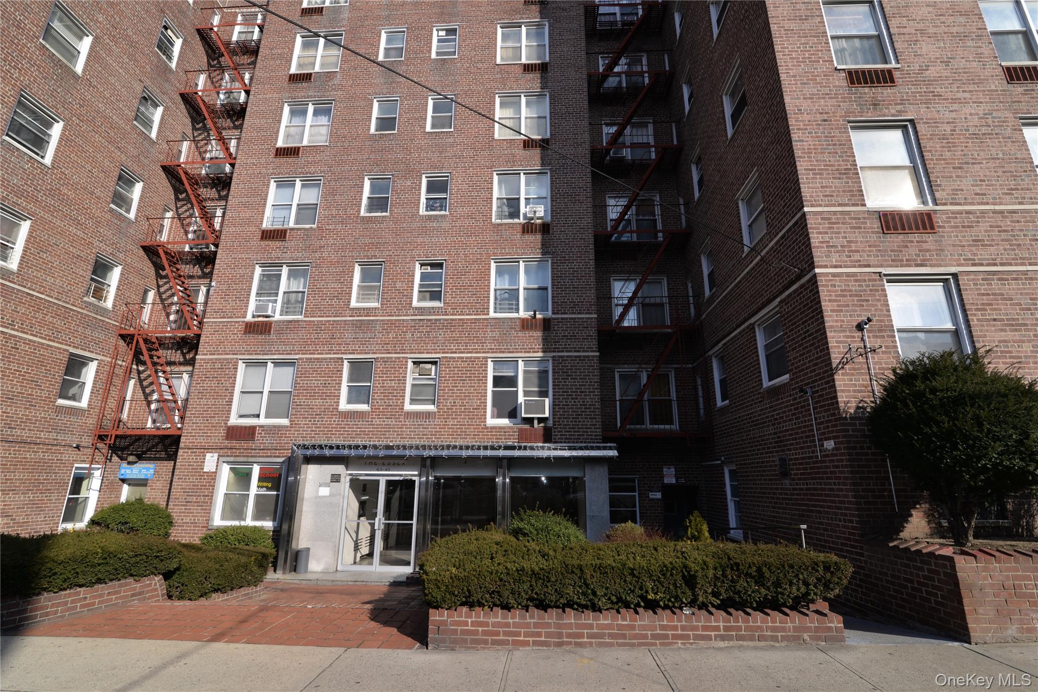 63-45 Saunders Street # 3G, Rego Park, NY 11374