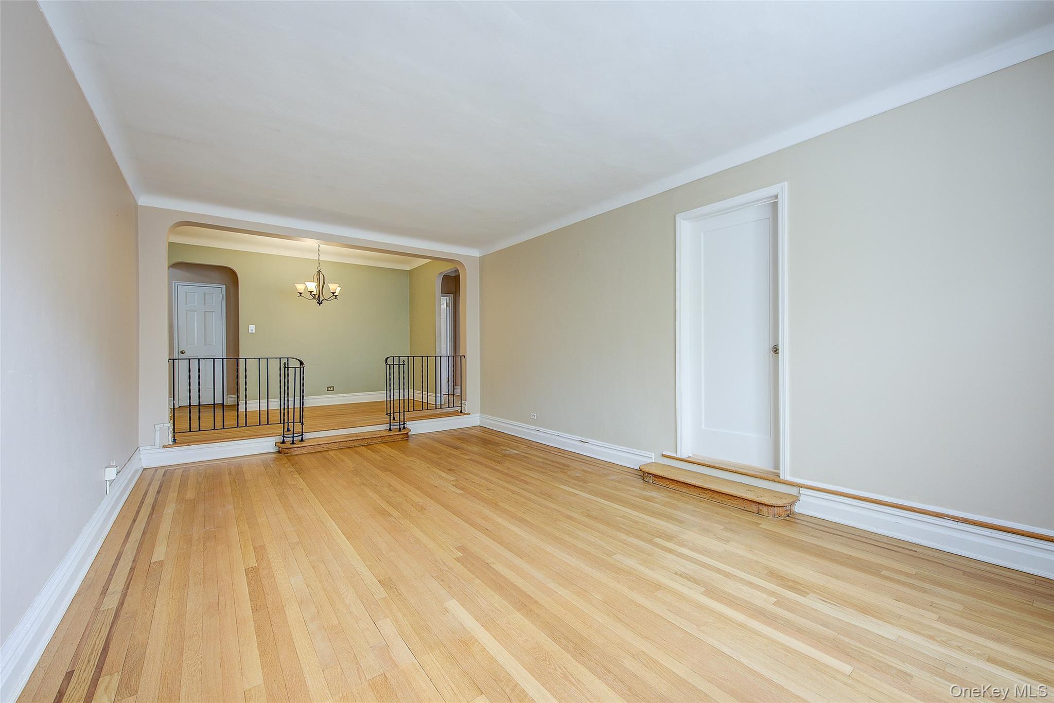 77-15 113th Street # 5L, Forest Hills, NY 11375