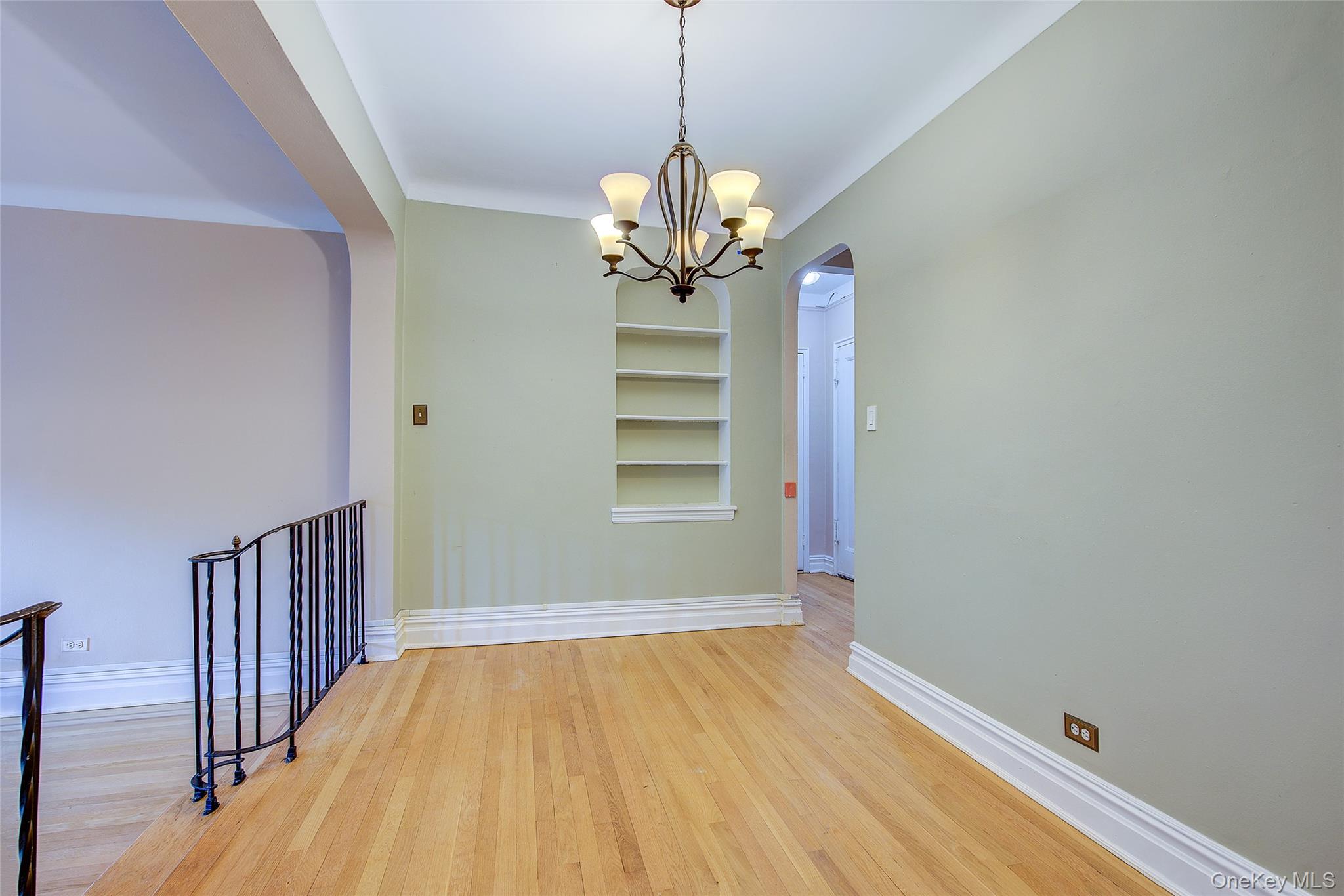 77-15 113th Street # 5L, Forest Hills, NY 11375