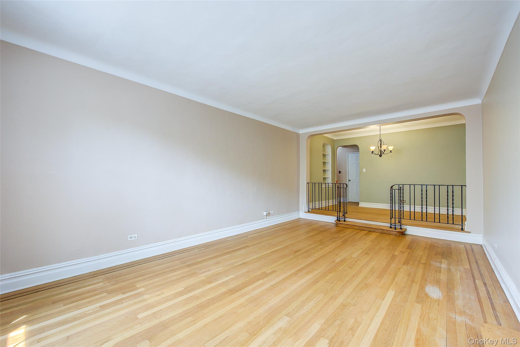 77-15 113th Street # 5L, Forest Hills, NY 11375