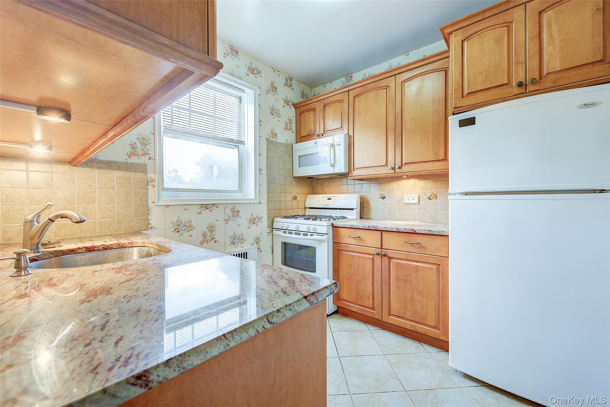 77-15 113th Street # 5L, Forest Hills, NY 11375