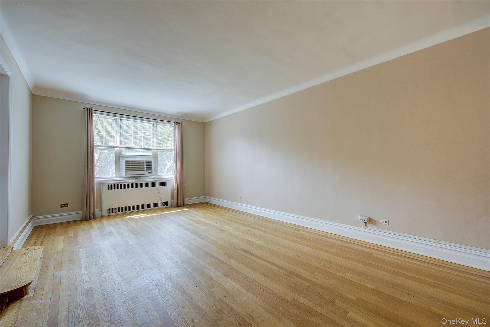 77-15 113th Street # 5L, Forest Hills, NY 11375