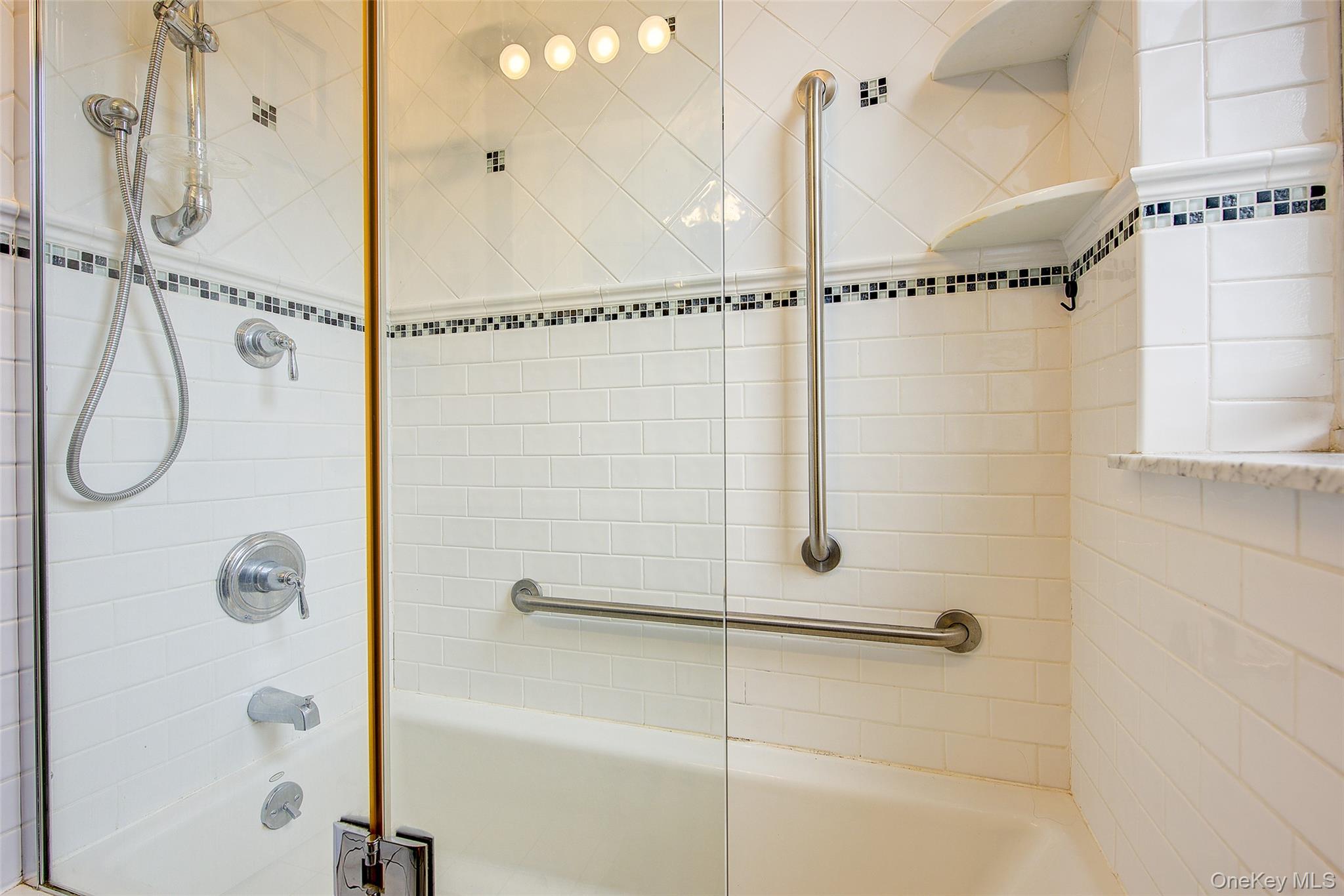 77-15 113th Street # 5L, Forest Hills, NY 11375