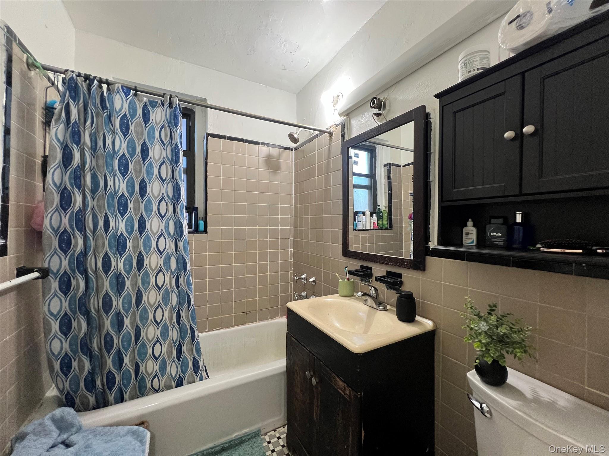 9211 35th Avenue # 4N, Jackson Heights, NY 11372