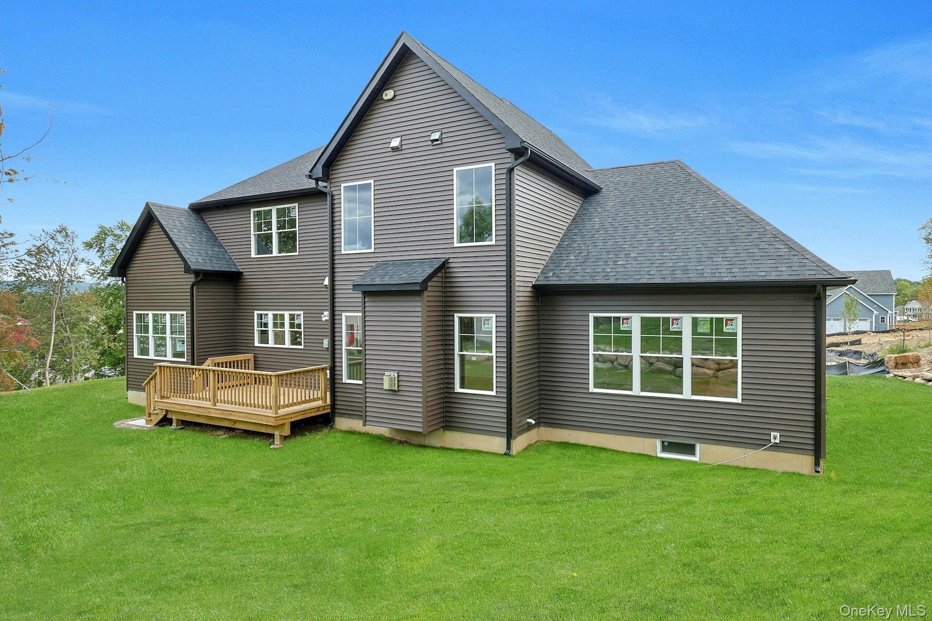 86 Frank Street, New Windsor, NY 12553