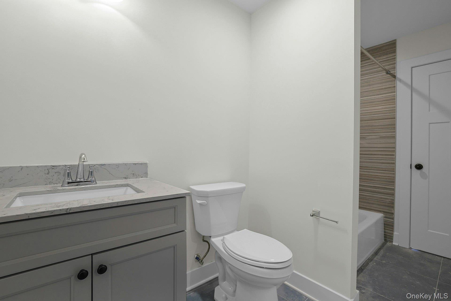 86 Frank Street, New Windsor, NY 12553