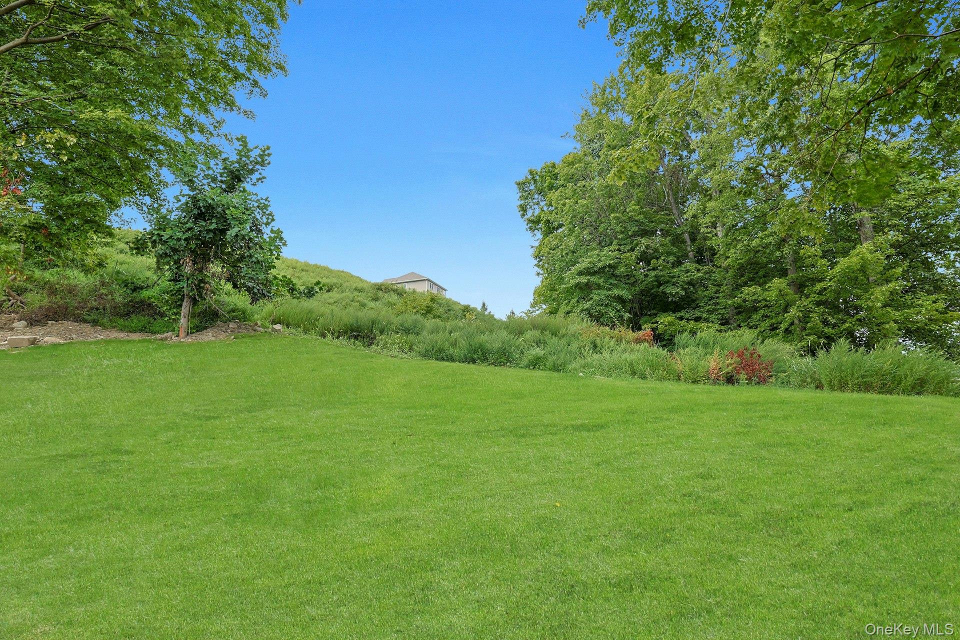 86 Frank Street, New Windsor, NY 12553