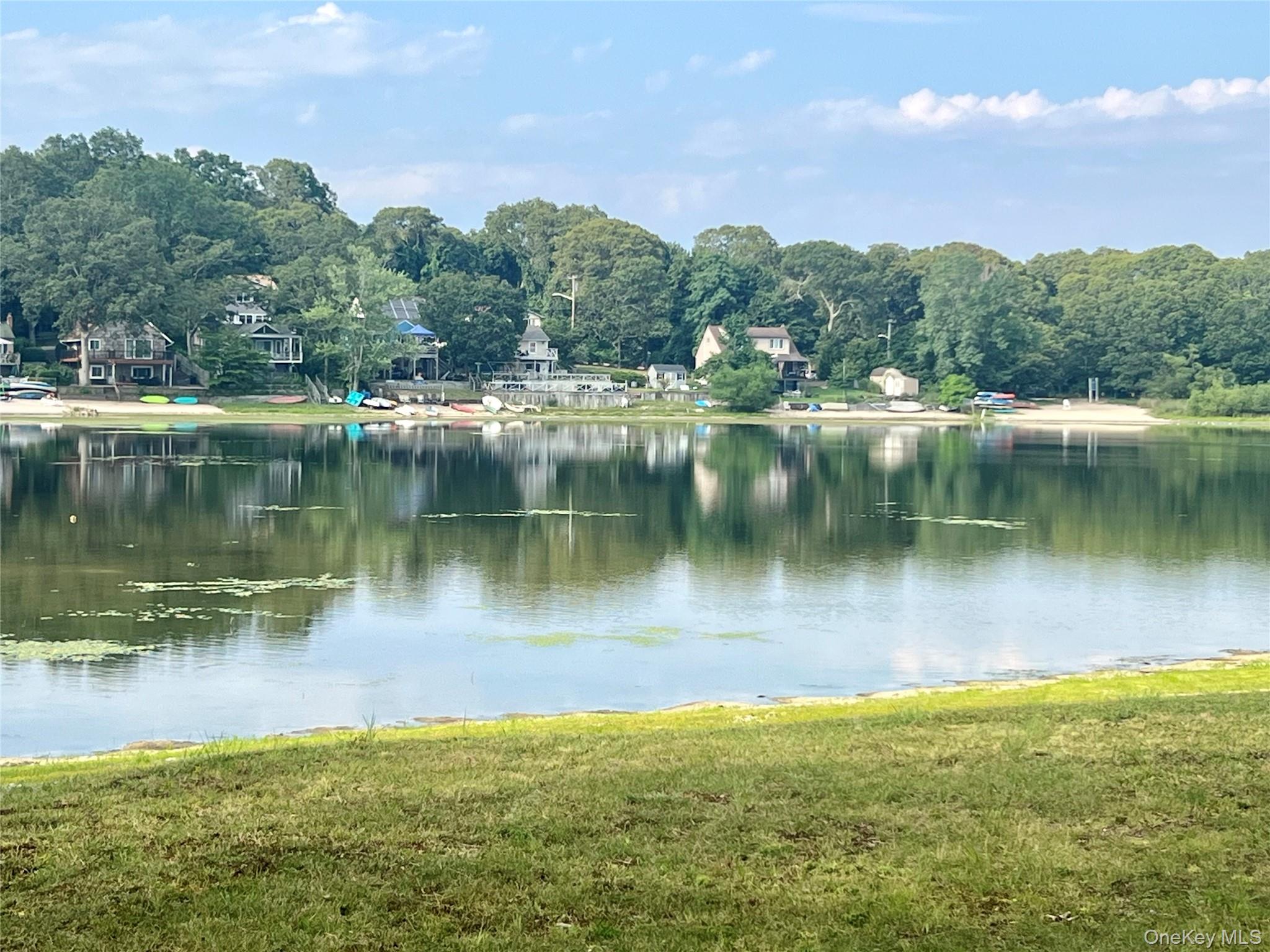 230 Lakeside Trail, Ridge, NY 11961